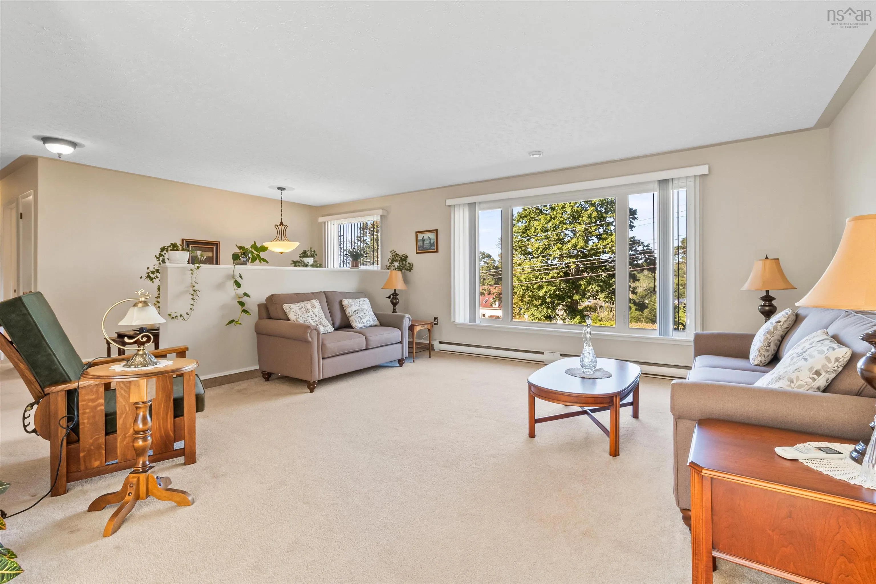 55 Oakmount Drive, Bedford, NS B4A 2W1, 4 Bedrooms Bedrooms, ,3 BathroomsBathrooms,Residential,For Sale,Oakmount,202522330