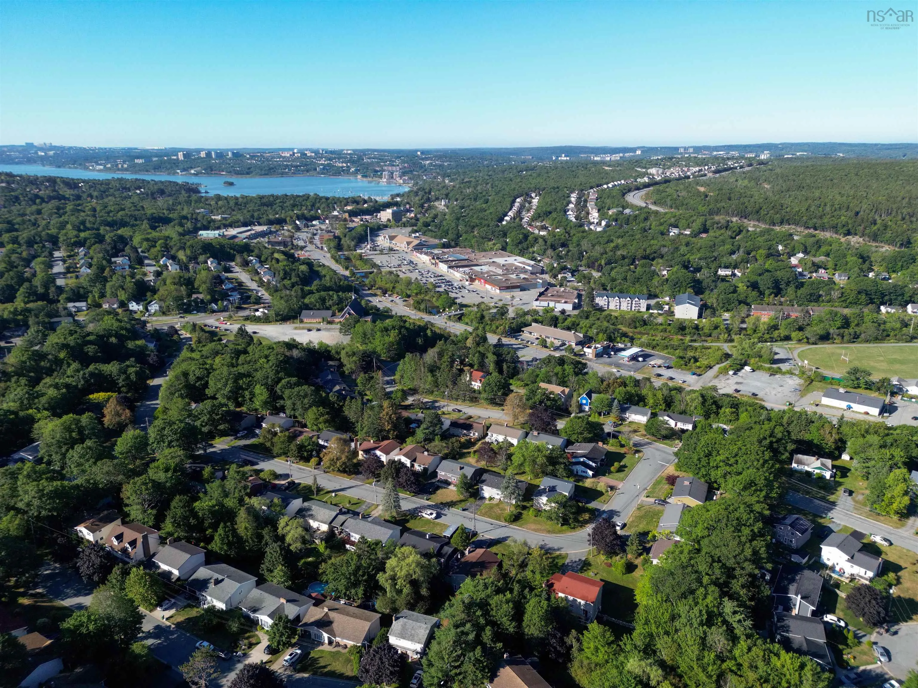 55 Oakmount Drive, Bedford, NS B4A 2W1, 4 Bedrooms Bedrooms, ,3 BathroomsBathrooms,Residential,For Sale,Oakmount,202522330