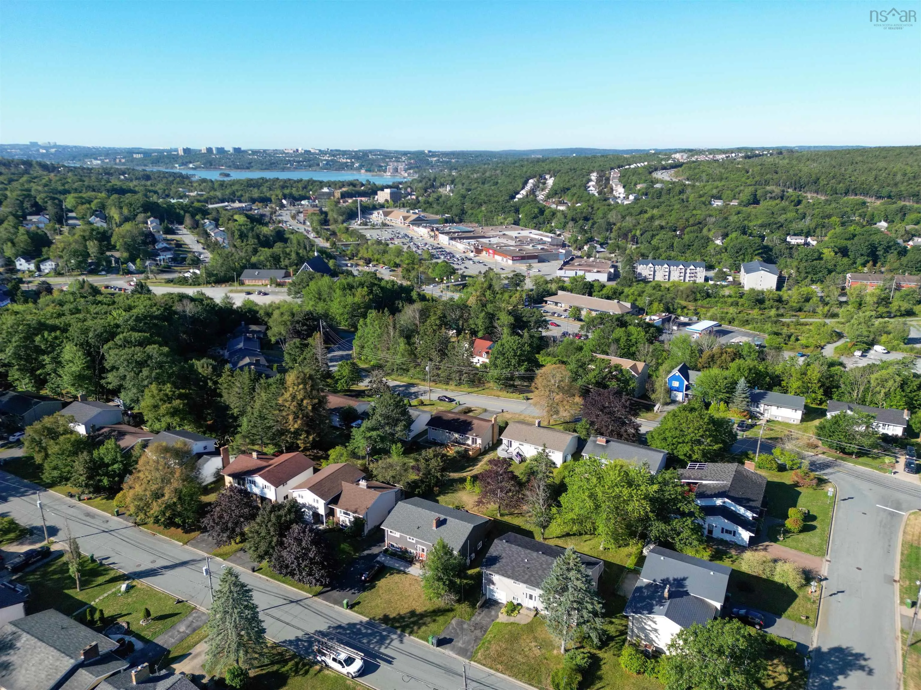 55 Oakmount Drive, Bedford, NS B4A 2W1, 4 Bedrooms Bedrooms, ,3 BathroomsBathrooms,Residential,For Sale,Oakmount,202522330