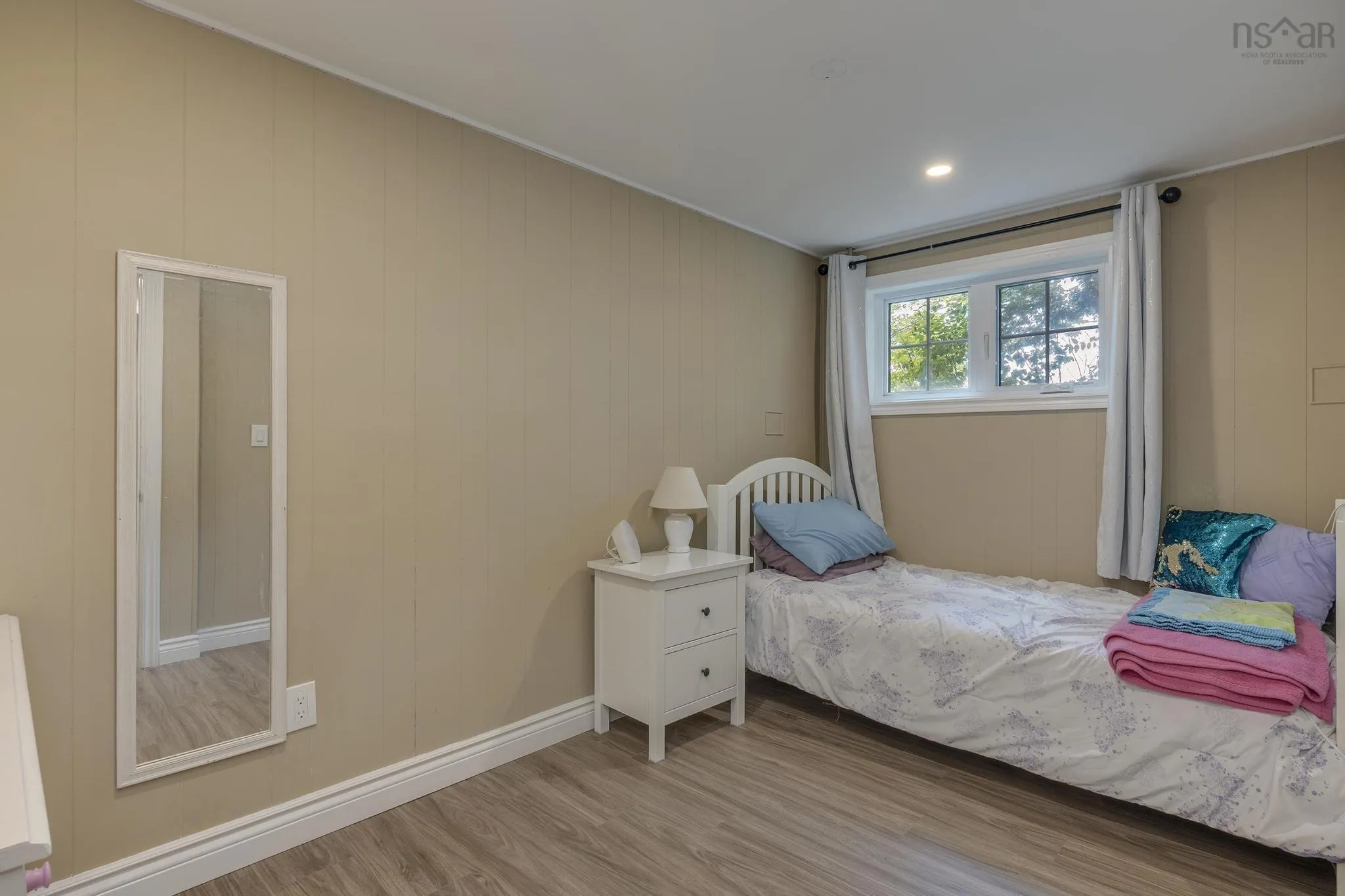 15 Judy Avenue, Lower Sackville, NS B4E 1A6, 4 Bedrooms Bedrooms, ,2 BathroomsBathrooms,Residential,For Sale,Judy Avenue,202518102