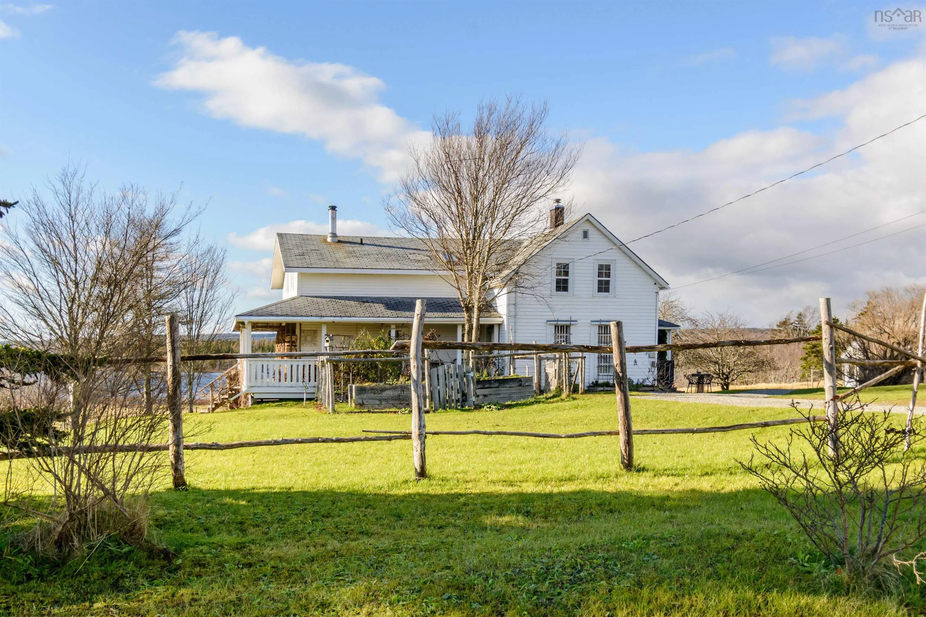 2660 Loch Lomond Road, Enon, NS B1J 1W8, 4 Bedrooms Bedrooms, ,2 BathroomsBathrooms,Residential,For Sale,Loch Lomond,202512772