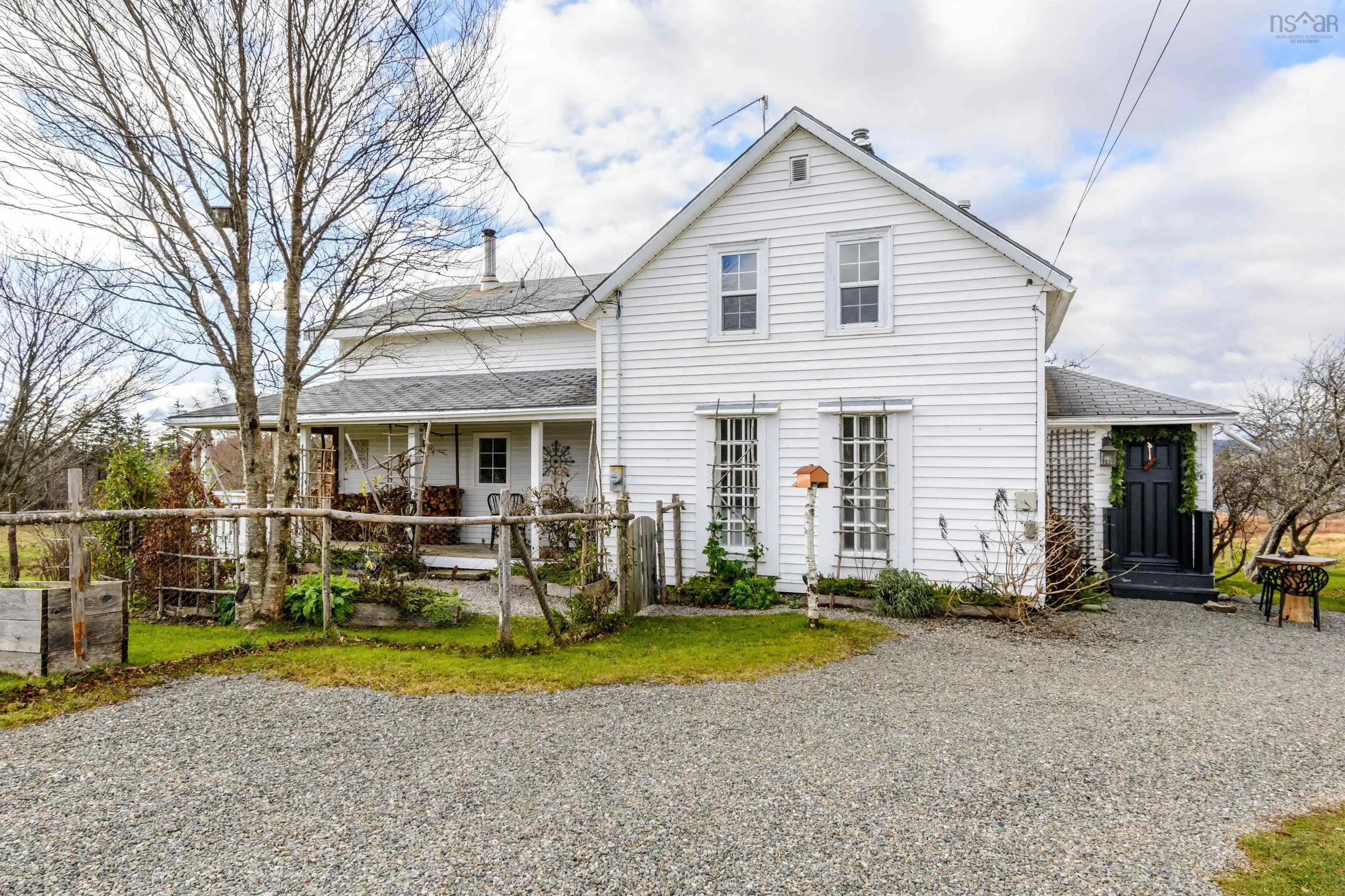 2660 Loch Lomond Road, Enon, NS B1J 1W8, 4 Bedrooms Bedrooms, ,2 BathroomsBathrooms,Residential,For Sale,Loch Lomond,202512772