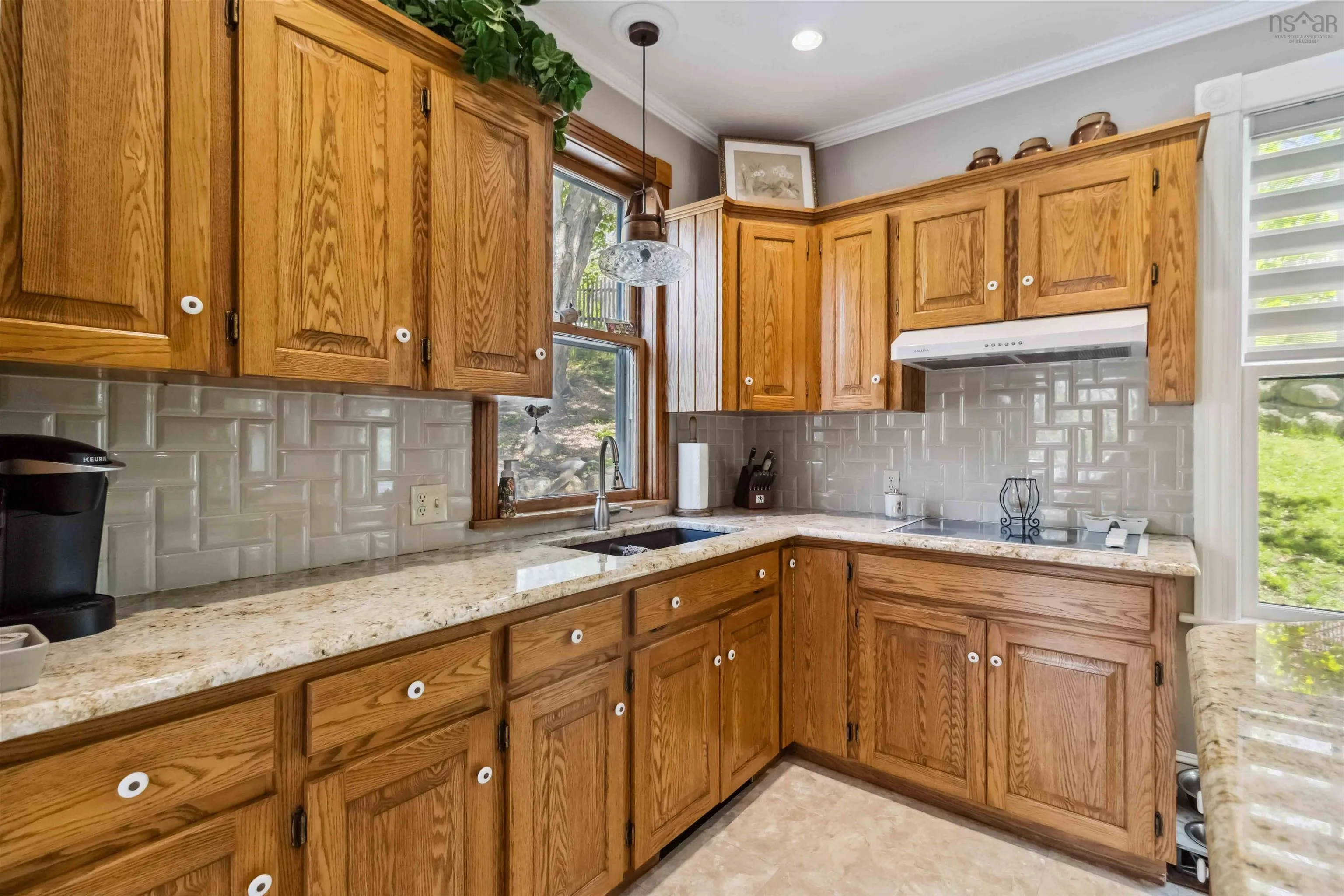 811 Lahave Street, Bridgewater, NS B4V 2V2, 3 Bedrooms Bedrooms, ,2 BathroomsBathrooms,Residential,For Sale,Lahave,202511244