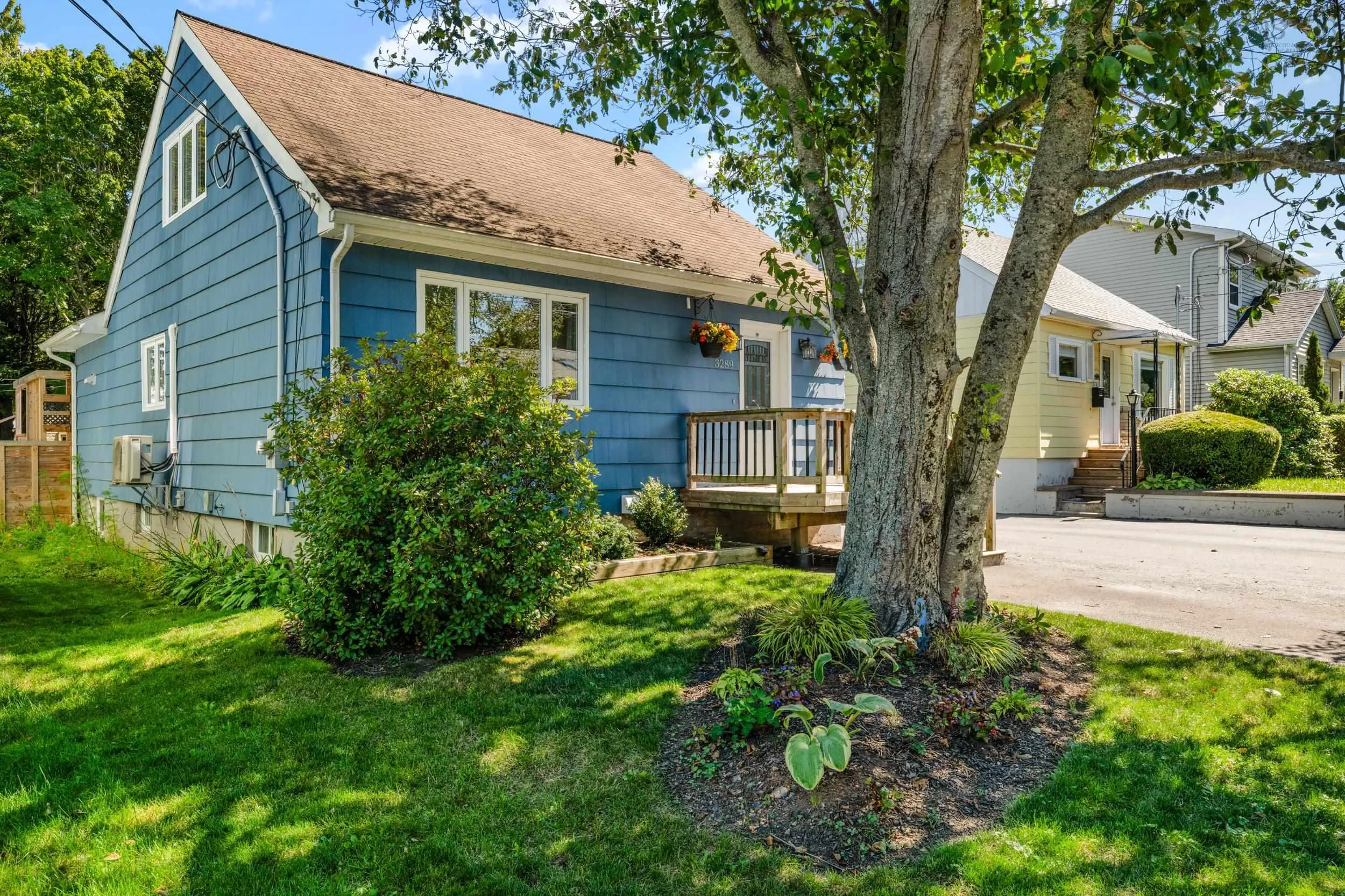 3289 Micmac Street, Halifax, NS B3L 3W6, 4 Bedrooms Bedrooms, ,2 BathroomsBathrooms,Residential,For Sale,Micmac,202523319