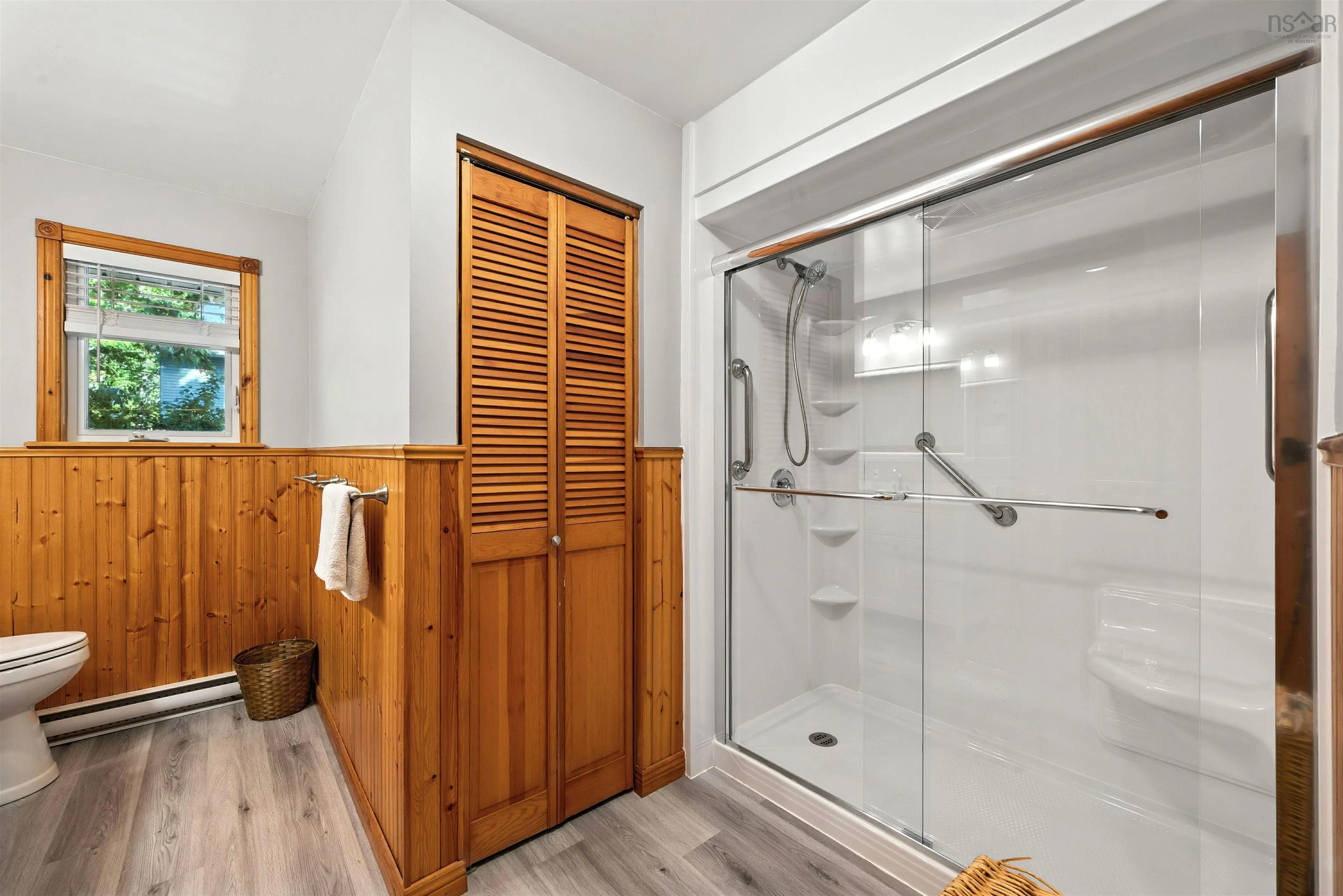 24 Aylward Road, Falmouth, NS B0P 1P0, 4 Bedrooms Bedrooms, ,2 BathroomsBathrooms,Residential,For Sale,Aylward,202522440