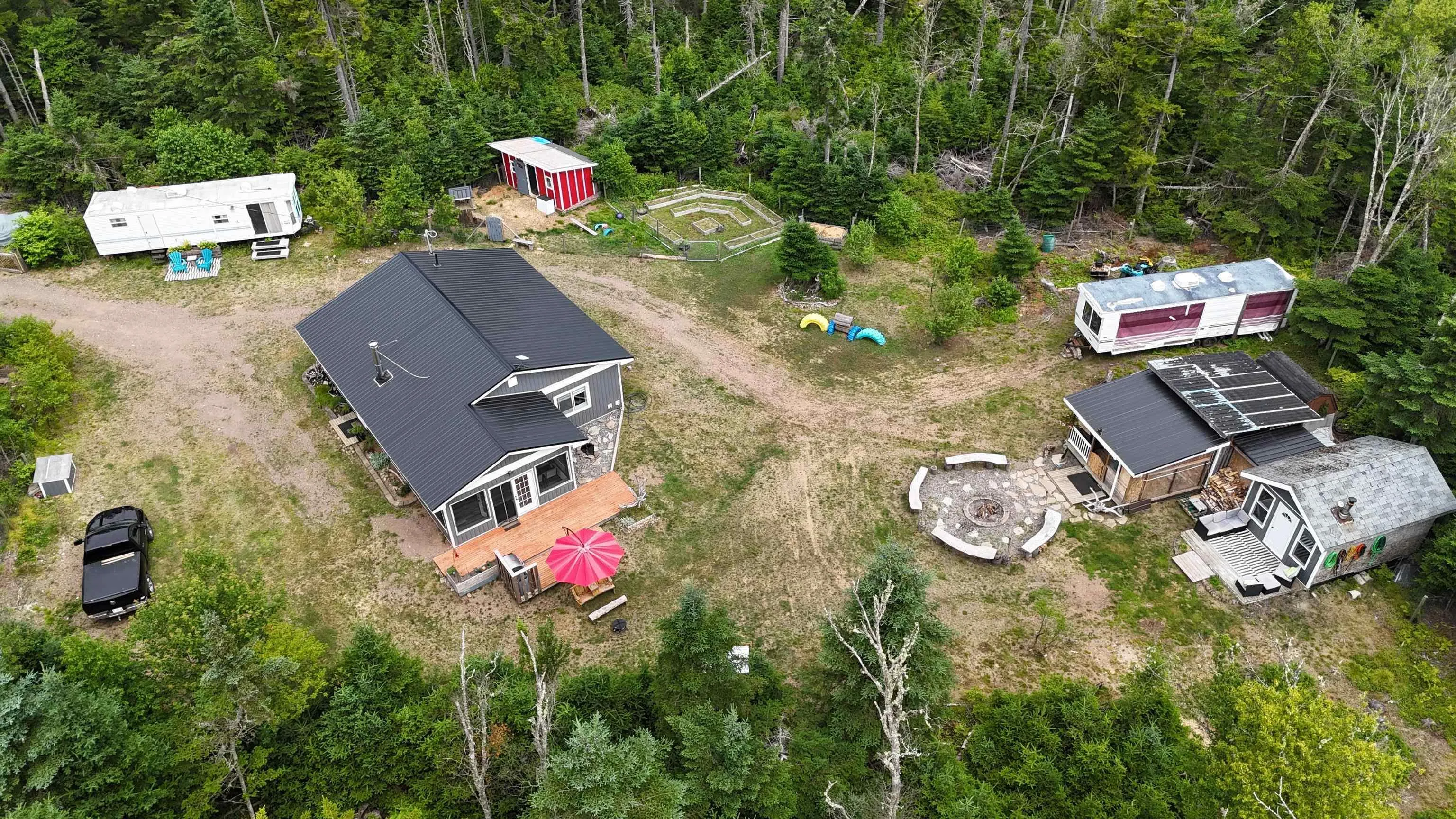 498 Fox Point Road, Fox River, NS B0M 1S0, 2 Bedrooms Bedrooms, ,1 BathroomBathrooms,Residential,For Sale,Fox Point,202517700