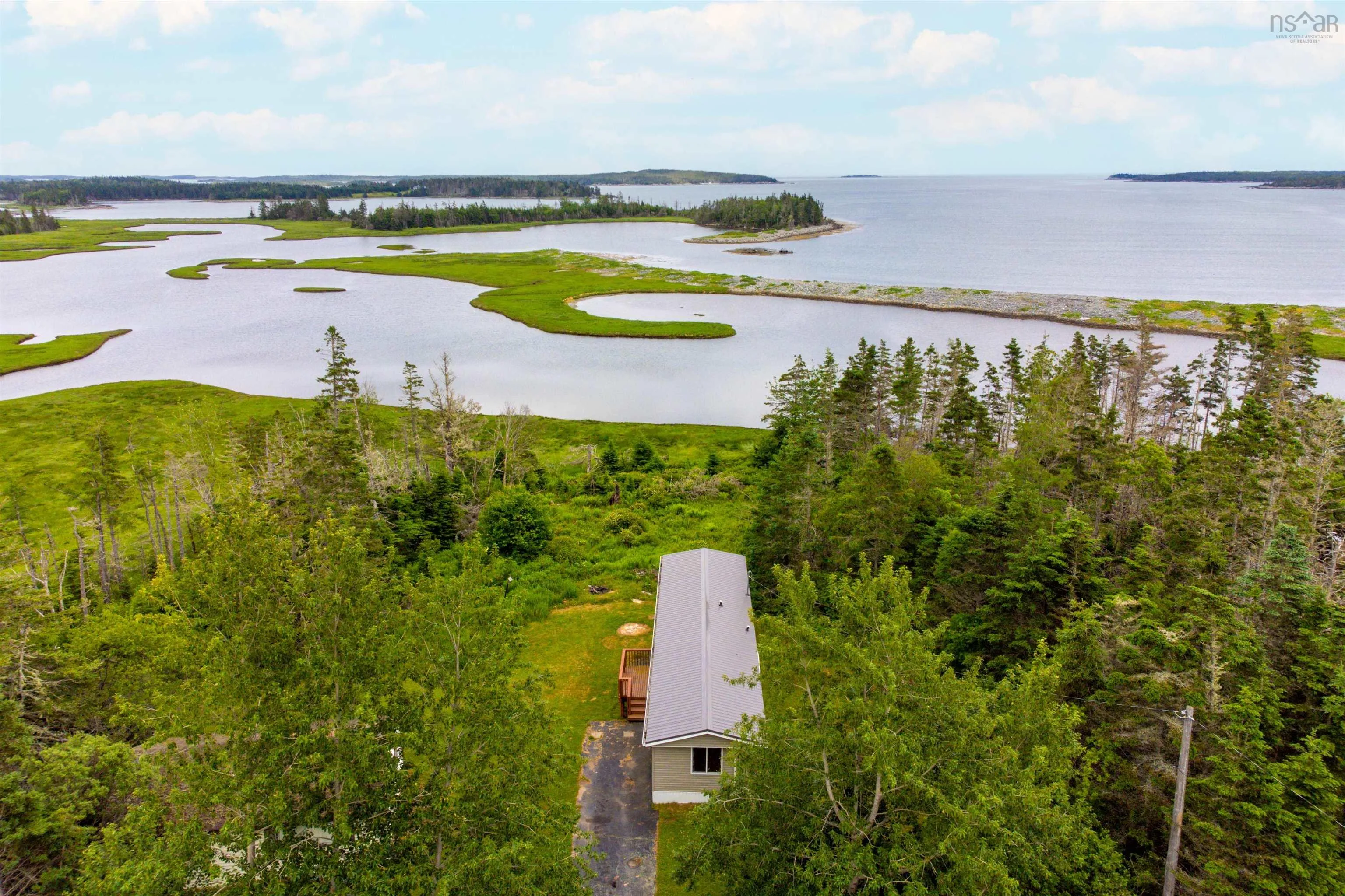 2403 West Ship Harbour Road, Owls Head, NS B0J 2L0, 2 Bedrooms Bedrooms, ,1 BathroomBathrooms,Residential,For Sale,West Ship Harbour,202516318