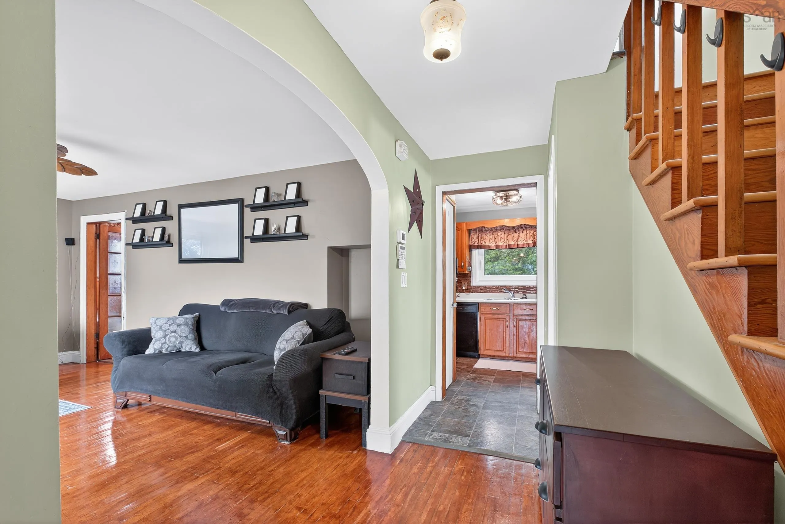 13 View Street, Sydney Mines, NS B1V 1G9, 3 Bedrooms Bedrooms, ,3 BathroomsBathrooms,Residential,For Sale,View,202520247