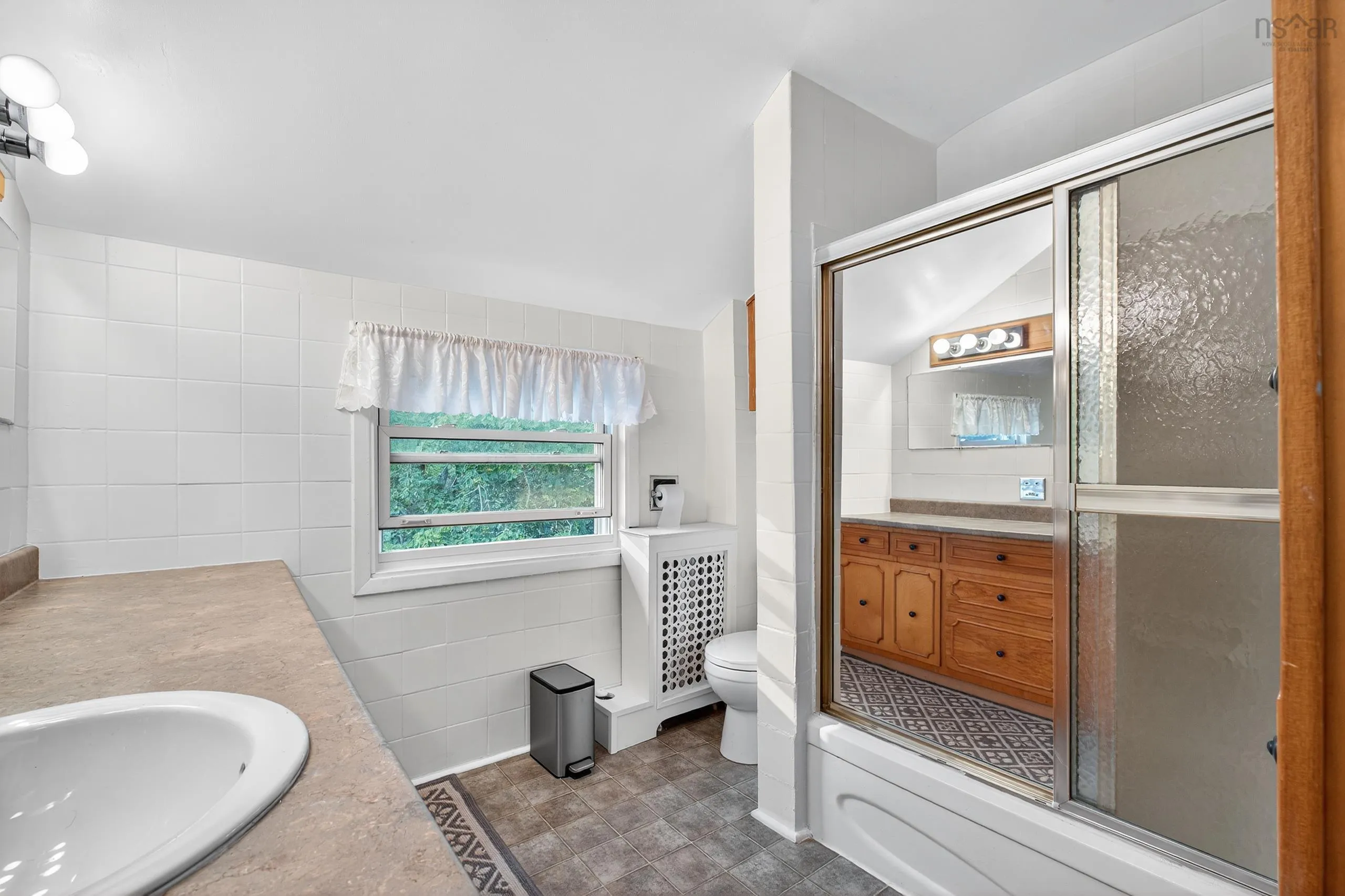 13 View Street, Sydney Mines, NS B1V 1G9, 3 Bedrooms Bedrooms, ,3 BathroomsBathrooms,Residential,For Sale,View,202520247