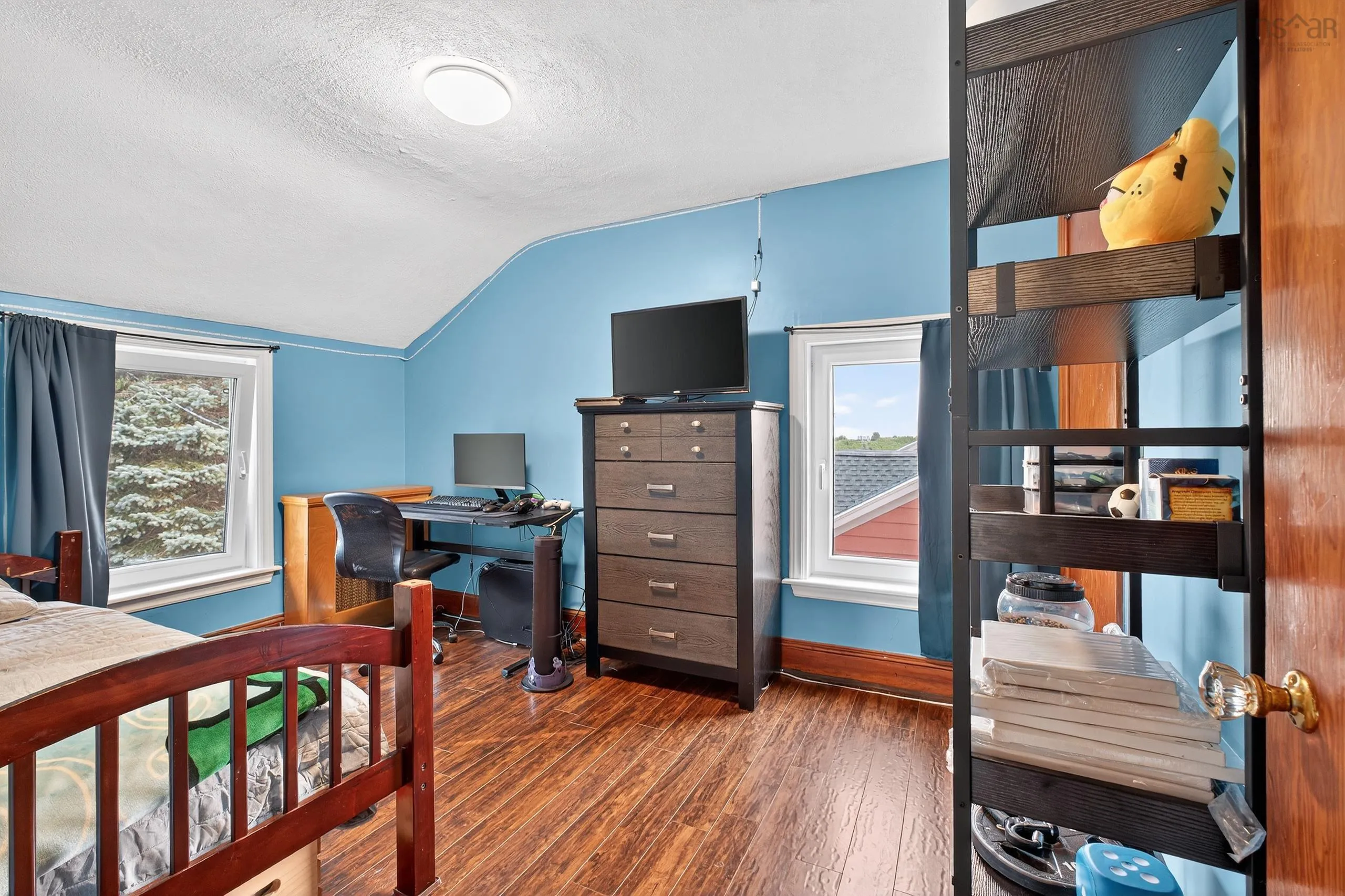 13 View Street, Sydney Mines, NS B1V 1G9, 3 Bedrooms Bedrooms, ,3 BathroomsBathrooms,Residential,For Sale,View,202520247