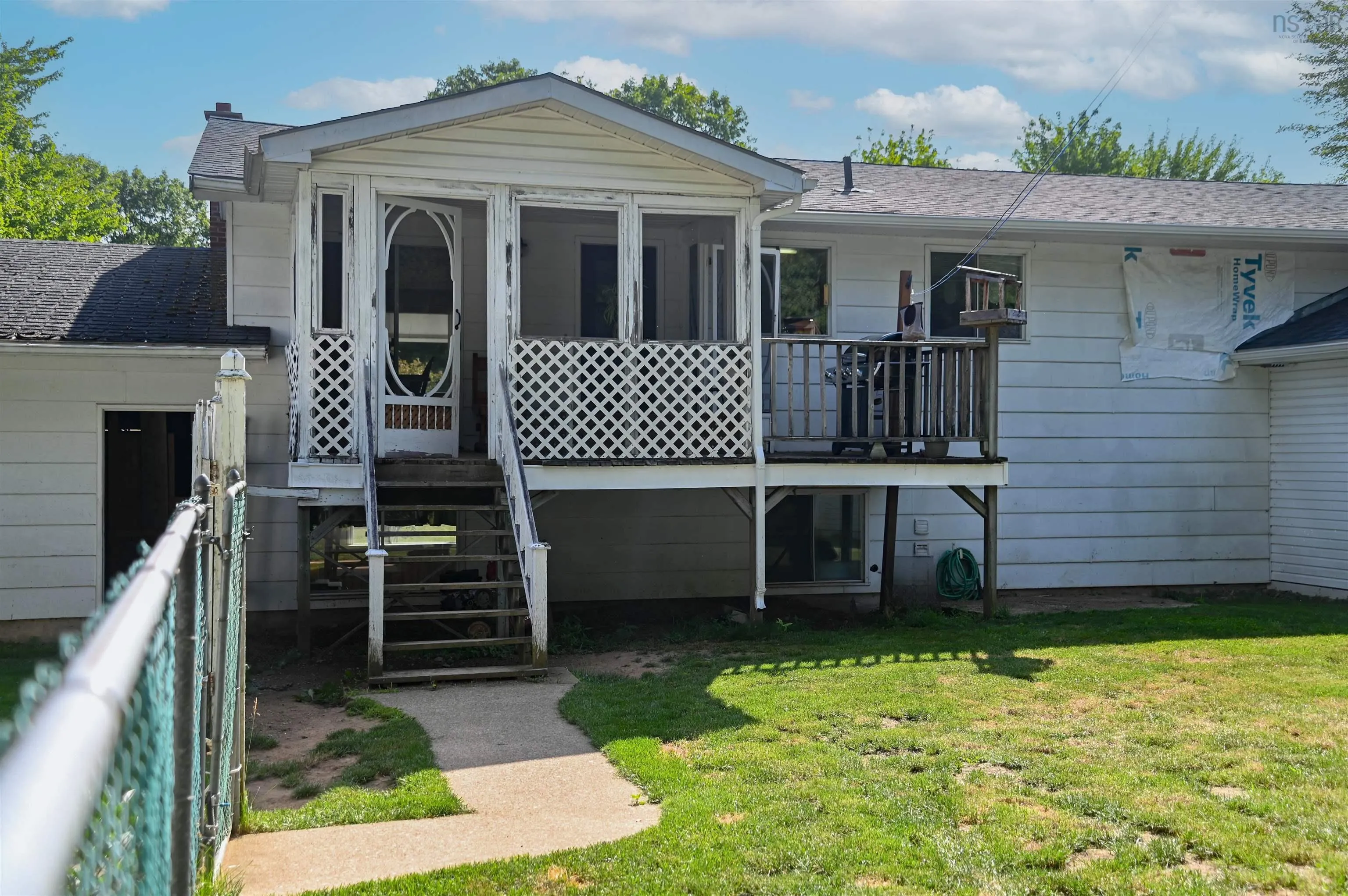 1353 Pinecrest Drive, Coldbrook, NS B0P 1J0, 6 Bedrooms Bedrooms, ,2 BathroomsBathrooms,Residential,For Sale,Pinecrest Drive,202518668