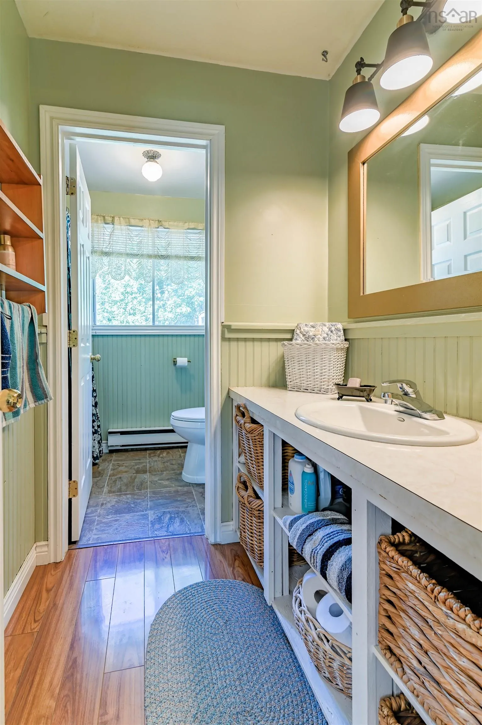 1353 Pinecrest Drive, Coldbrook, NS B0P 1J0, 6 Bedrooms Bedrooms, ,2 BathroomsBathrooms,Residential,For Sale,Pinecrest Drive,202518668