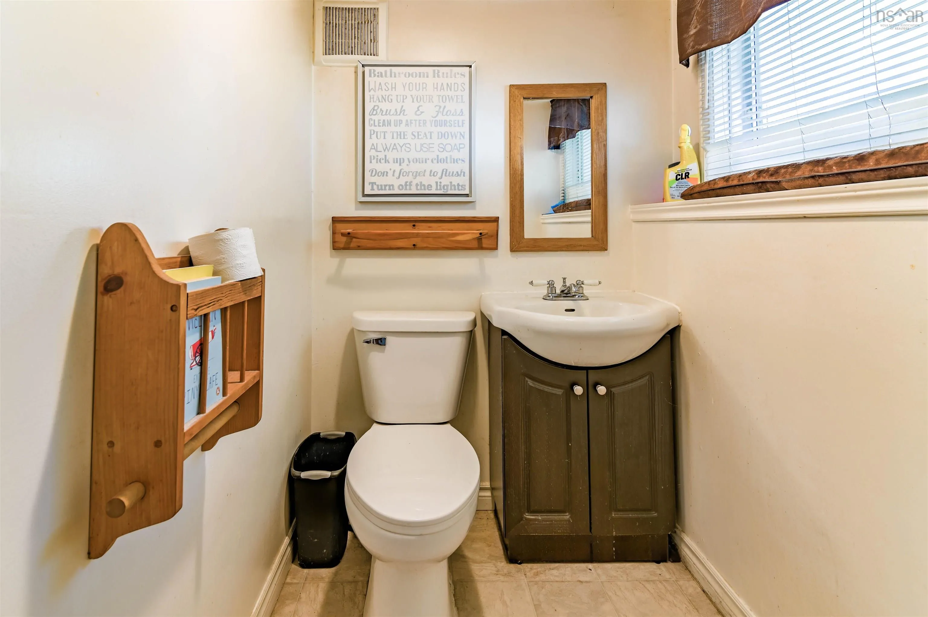 1353 Pinecrest Drive, Coldbrook, NS B0P 1J0, 6 Bedrooms Bedrooms, ,2 BathroomsBathrooms,Residential,For Sale,Pinecrest Drive,202518668