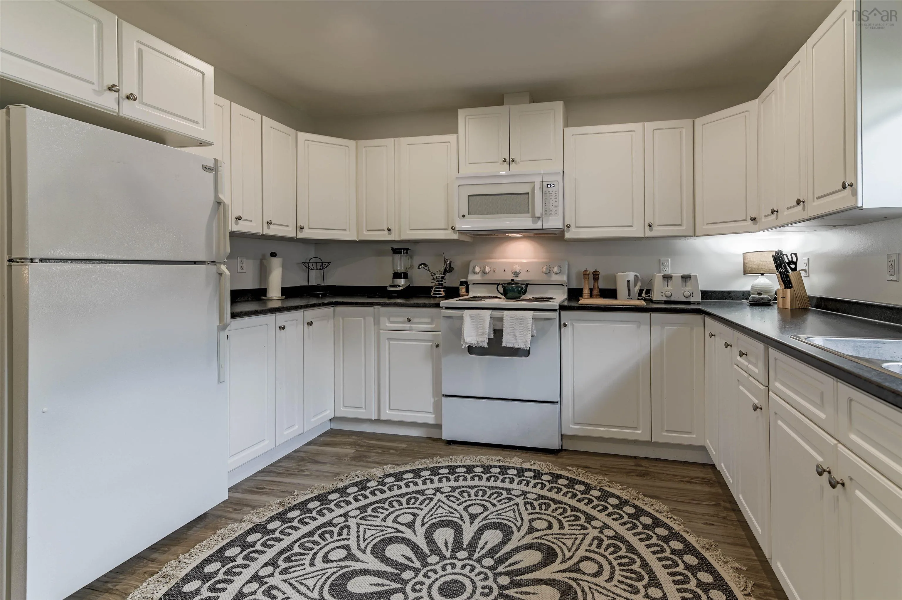 1353 Pinecrest Drive, Coldbrook, NS B0P 1J0, 6 Bedrooms Bedrooms, ,2 BathroomsBathrooms,Residential,For Sale,Pinecrest Drive,202518668
