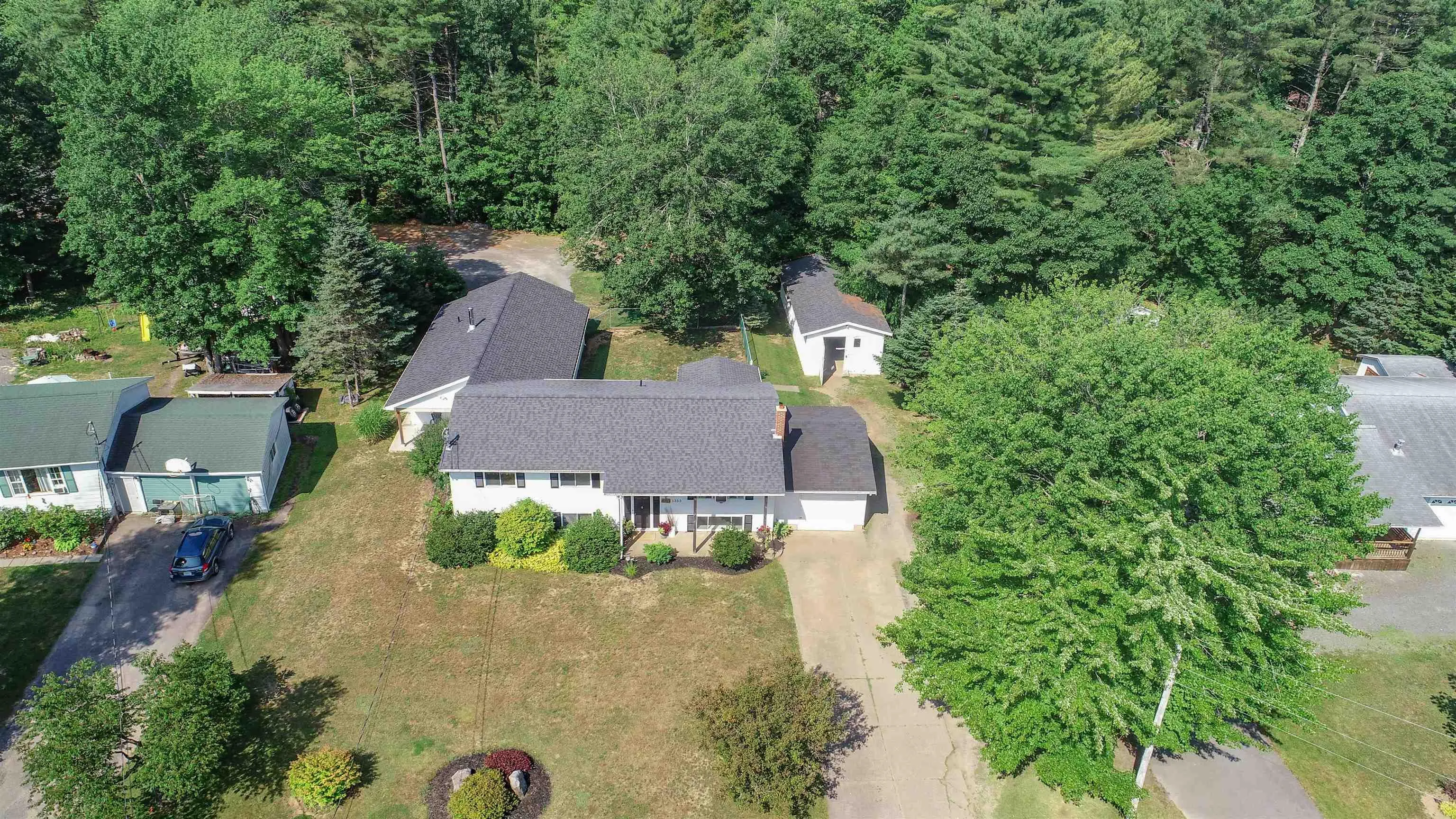 1353 Pinecrest Drive, Coldbrook, NS B0P 1J0, 6 Bedrooms Bedrooms, ,2 BathroomsBathrooms,Residential,For Sale,Pinecrest Drive,202518668
