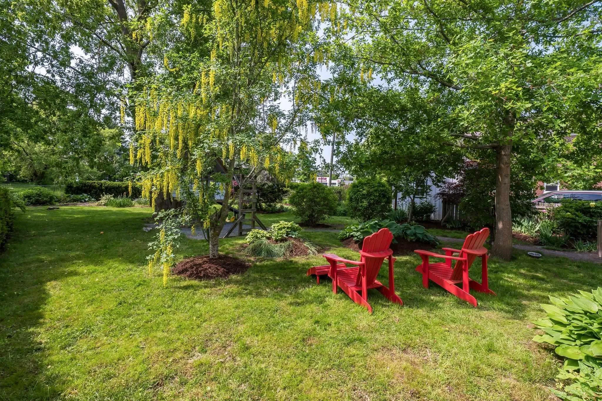 183 Cottage Street, Berwick, NS B0P 1E0, 5 Bedrooms Bedrooms, ,2 BathroomsBathrooms,Residential,For Sale,Cottage,202513651