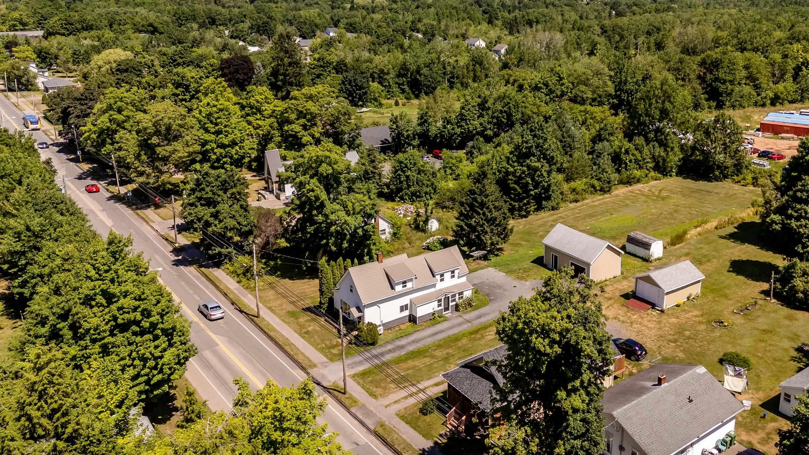 126 Commercial Street, Berwick, NS B0P 1E0, 3 Bedrooms Bedrooms, ,2 BathroomsBathrooms,Residential,For Sale,Commercial,202518988