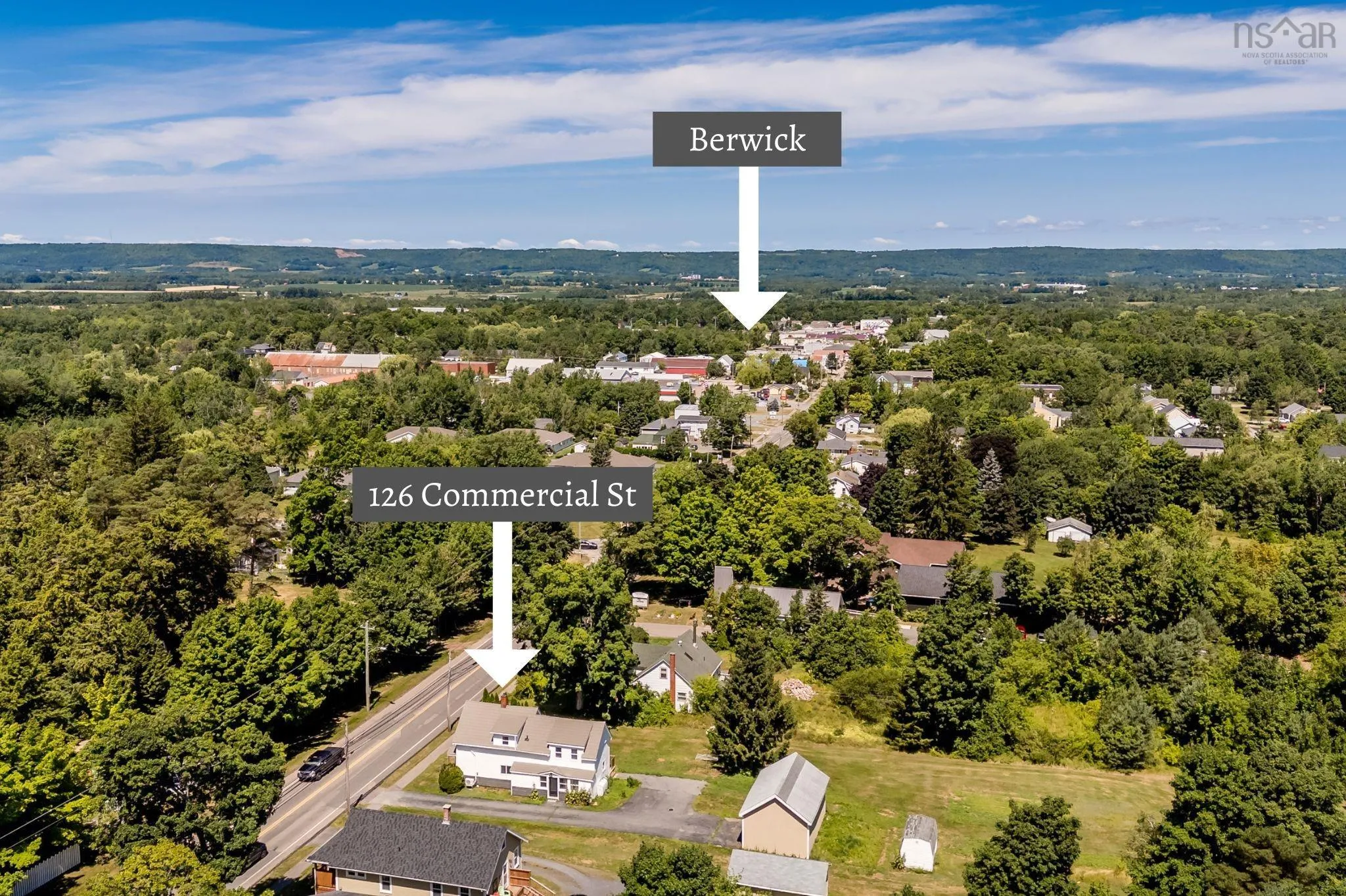 126 Commercial Street, Berwick, NS B0P 1E0, 3 Bedrooms Bedrooms, ,2 BathroomsBathrooms,Residential,For Sale,Commercial,202518988