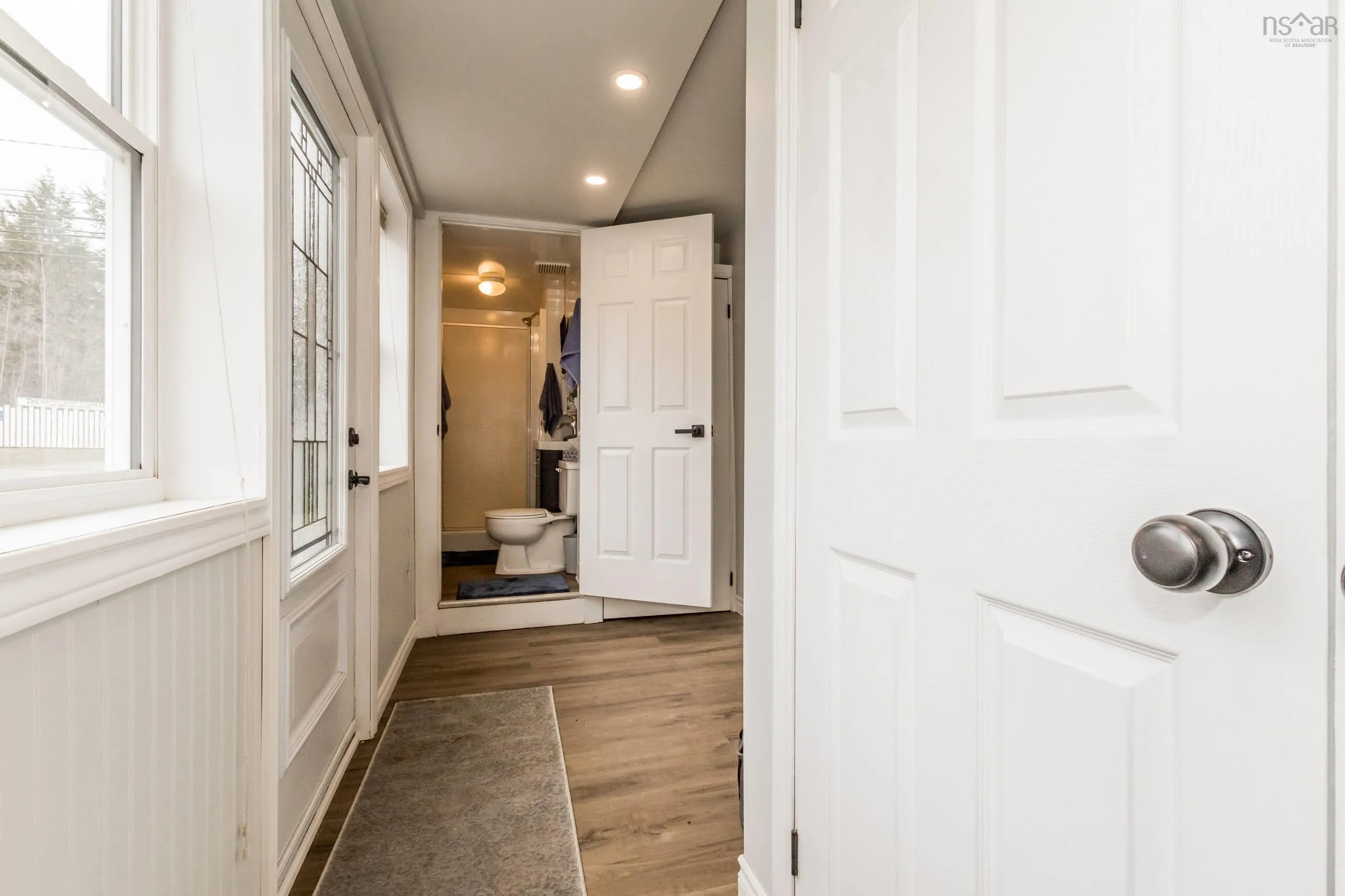 126 Commercial Street, Berwick, NS B0P 1E0, 3 Bedrooms Bedrooms, ,2 BathroomsBathrooms,Residential,For Sale,Commercial,202518988