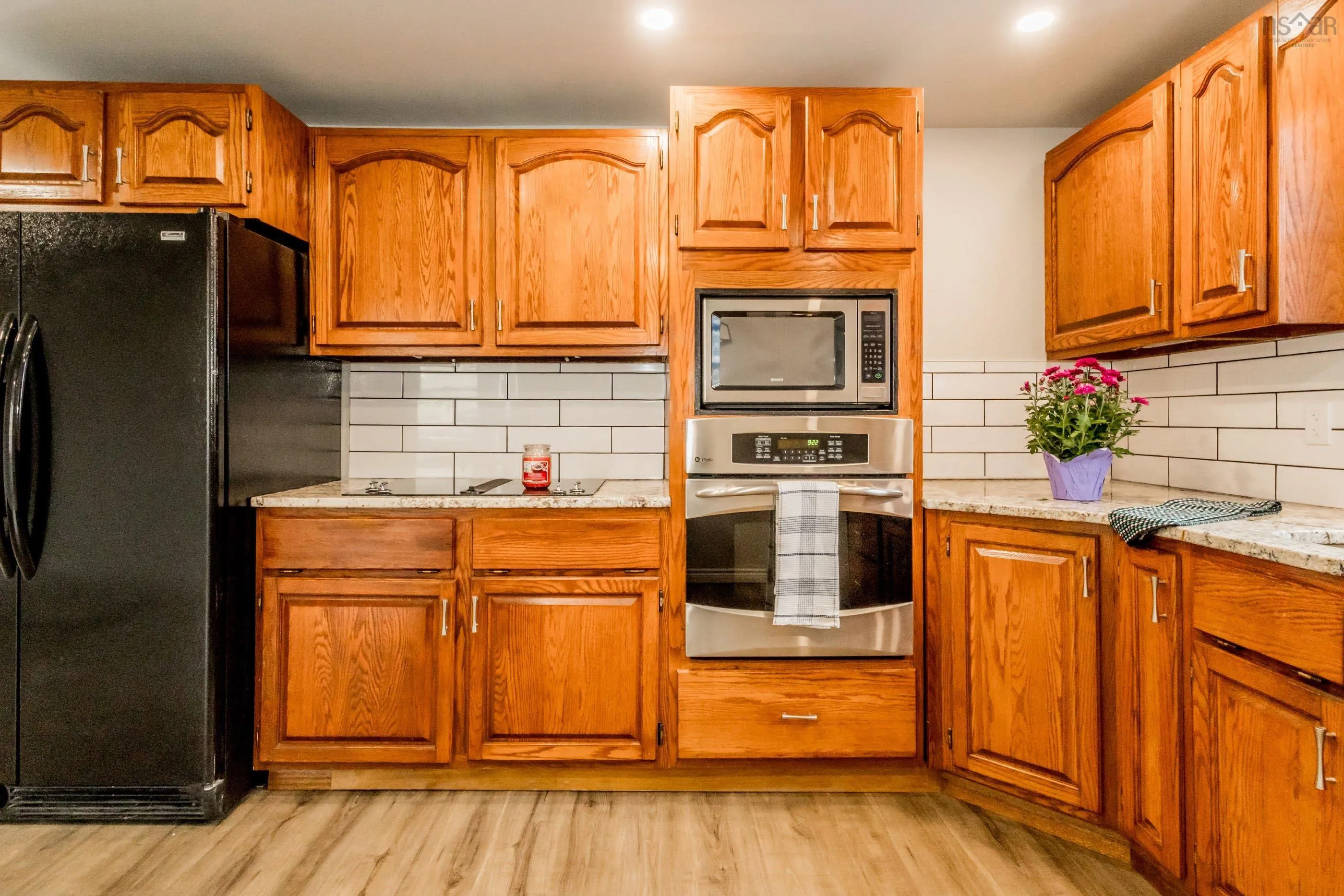 126 Commercial Street, Berwick, NS B0P 1E0, 3 Bedrooms Bedrooms, ,2 BathroomsBathrooms,Residential,For Sale,Commercial,202518988