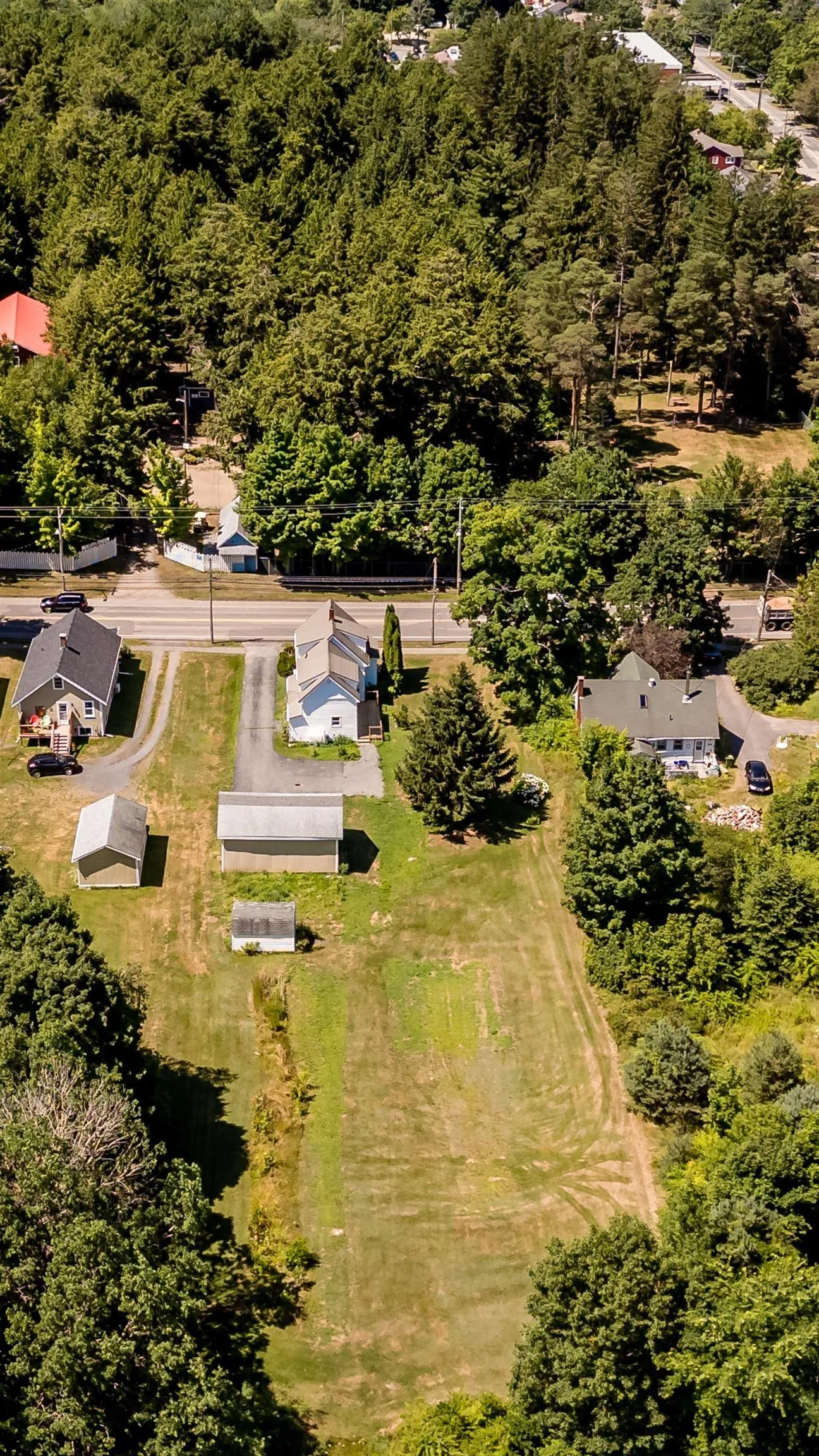 126 Commercial Street, Berwick, NS B0P 1E0, 3 Bedrooms Bedrooms, ,2 BathroomsBathrooms,Residential,For Sale,Commercial,202518988