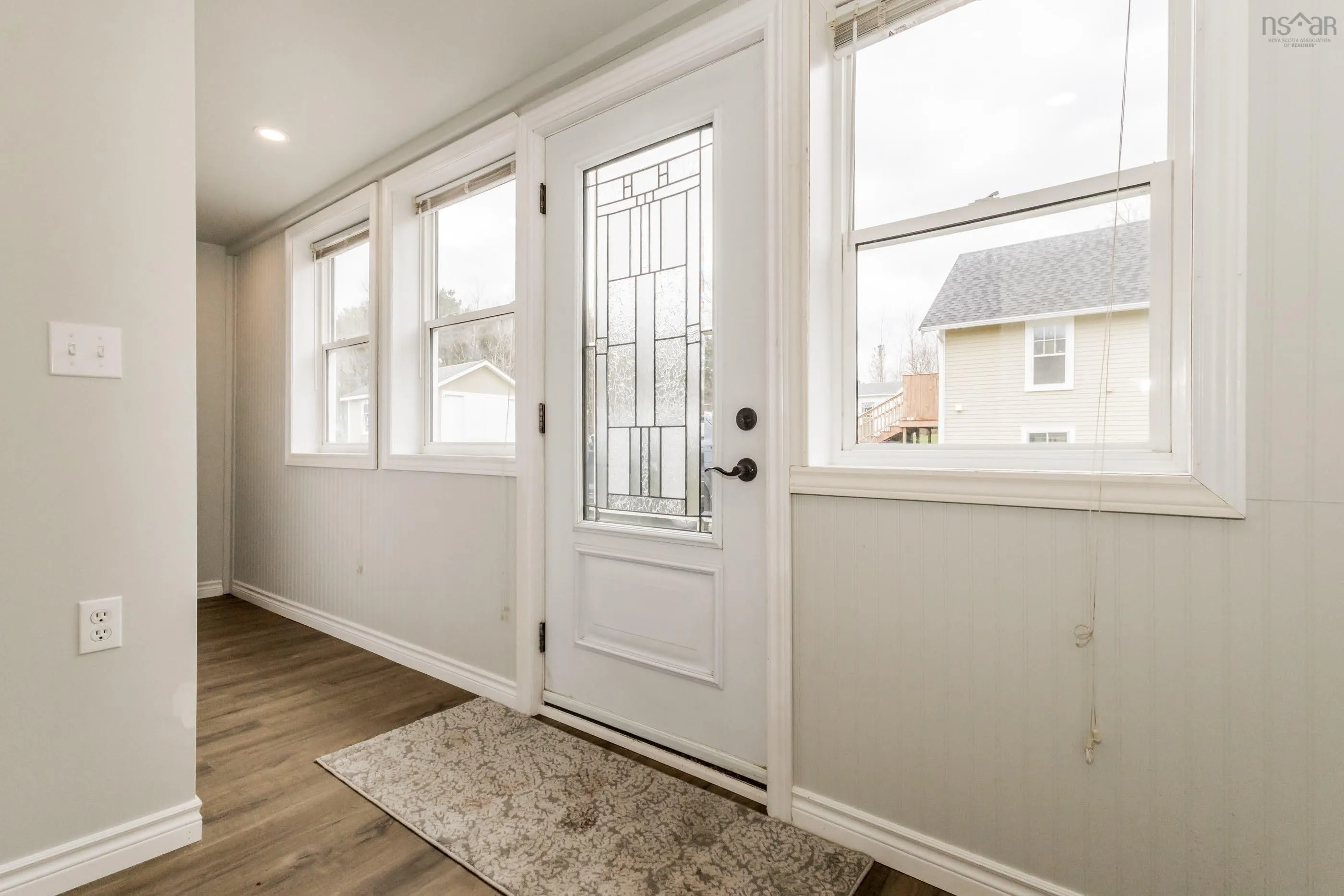 126 Commercial Street, Berwick, NS B0P 1E0, 3 Bedrooms Bedrooms, ,2 BathroomsBathrooms,Residential,For Sale,Commercial,202518988