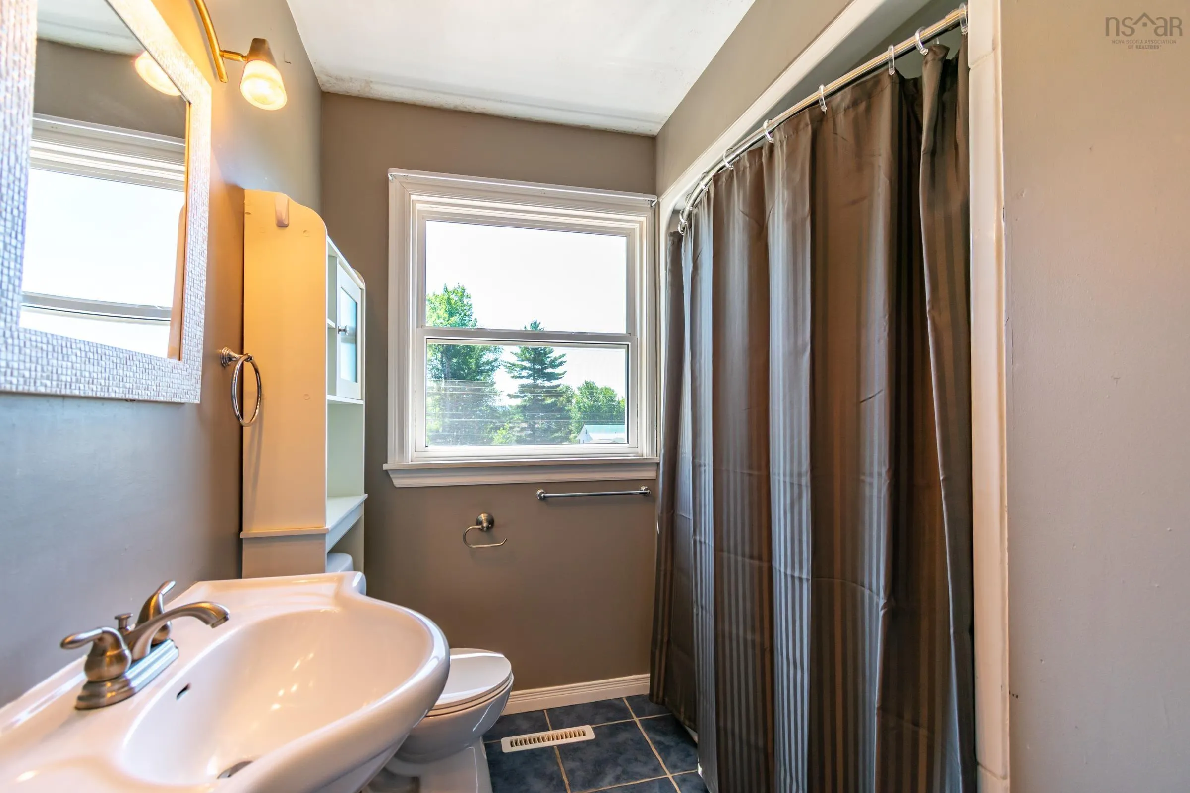 495 Pine Ridge Avenue, Kingston, NS B0P 1R0, 3 Bedrooms Bedrooms, ,2 BathroomsBathrooms,Residential,For Sale,Pine Ridge,202519918