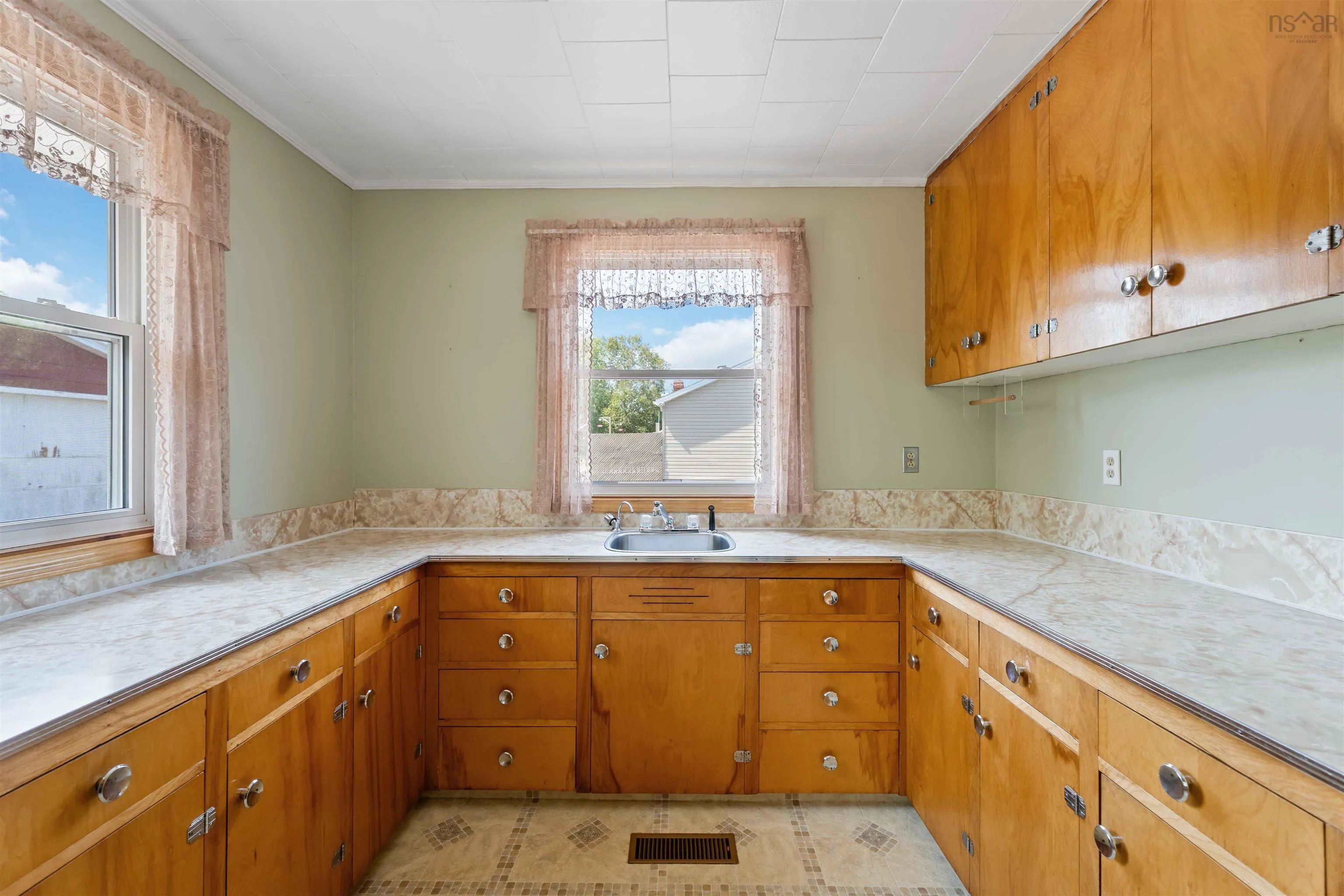 142 Old Halifax Road W, Three Mile Plains, NS B0N 2T0, 3 Bedrooms Bedrooms, ,1 BathroomBathrooms,Residential,For Sale,Old Halifax,202520546