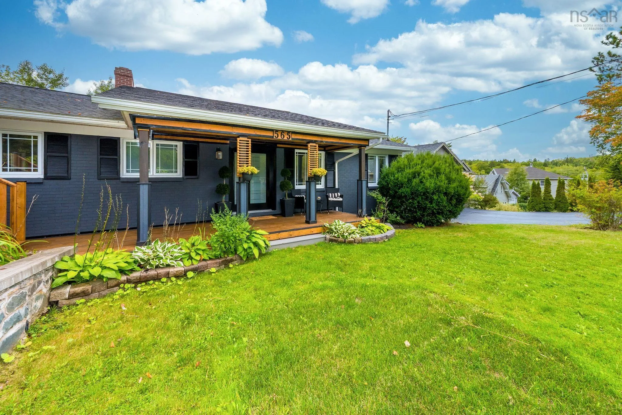 565 Lakeview Avenue, Middle Sackville, NS B4E 3B8, 4 Bedrooms Bedrooms, ,2 BathroomsBathrooms,Residential,For Sale,Lakeview,202523070
