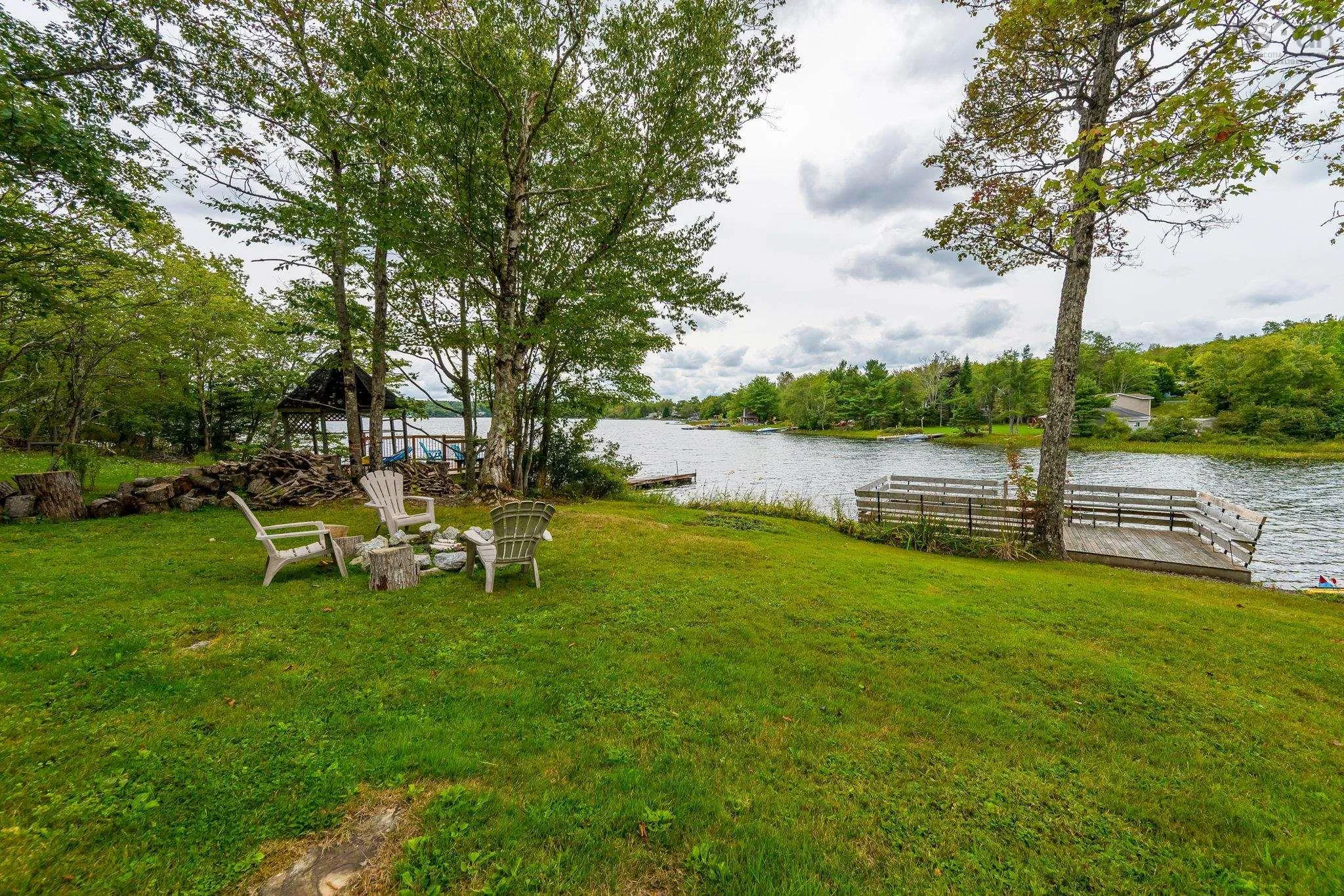 565 Lakeview Avenue, Middle Sackville, NS B4E 3B8, 4 Bedrooms Bedrooms, ,2 BathroomsBathrooms,Residential,For Sale,Lakeview,202523070