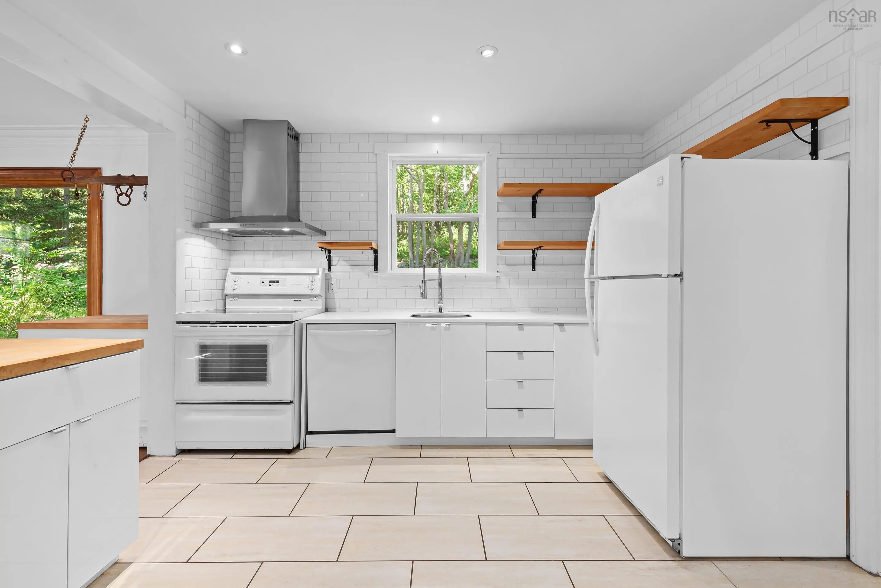 1401 Purcells Cove Road, Halifax, NS B3P 1B3, 3 Bedrooms Bedrooms, ,2 BathroomsBathrooms,Residential,For Sale,Purcells Cove,202518695