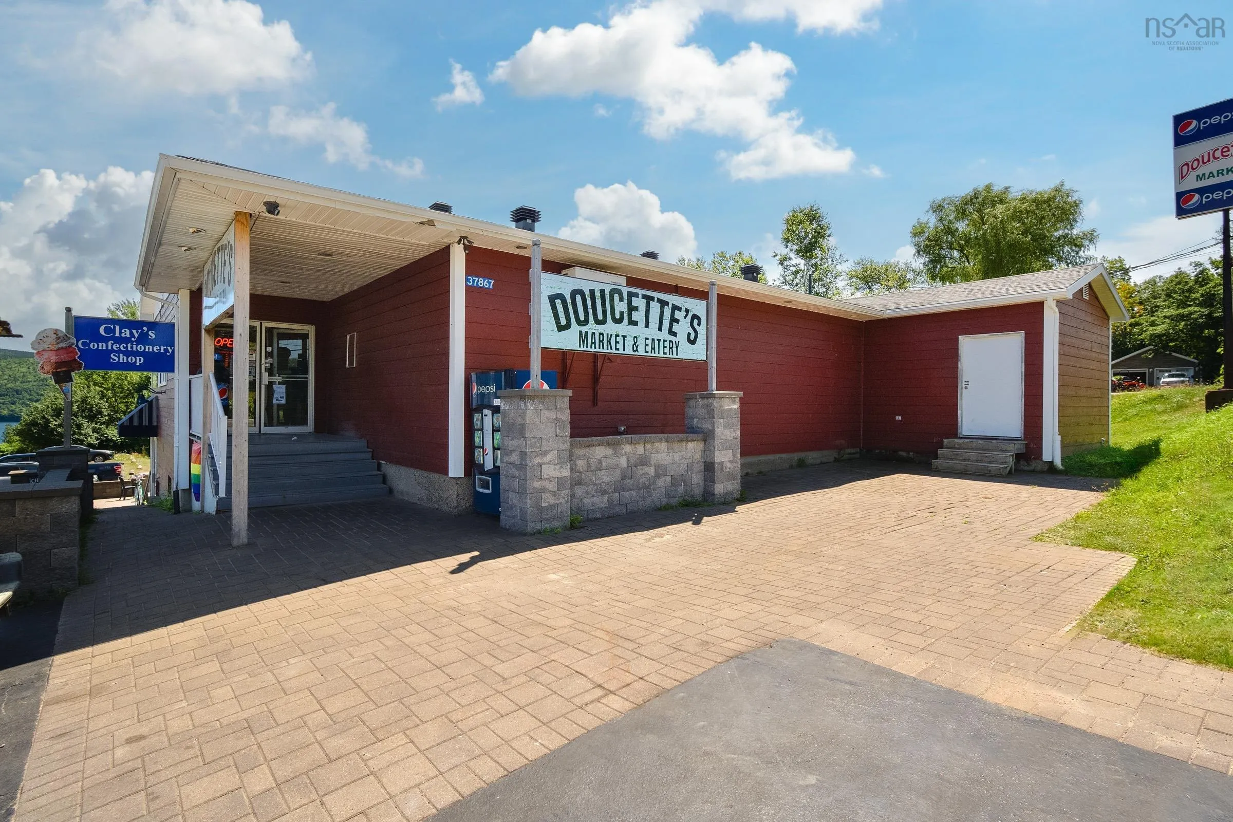 37867 Cabot Trail, Ingonish, NS B0C 1L0, ,Commercial Sale,For Sale,Cabot,202519487