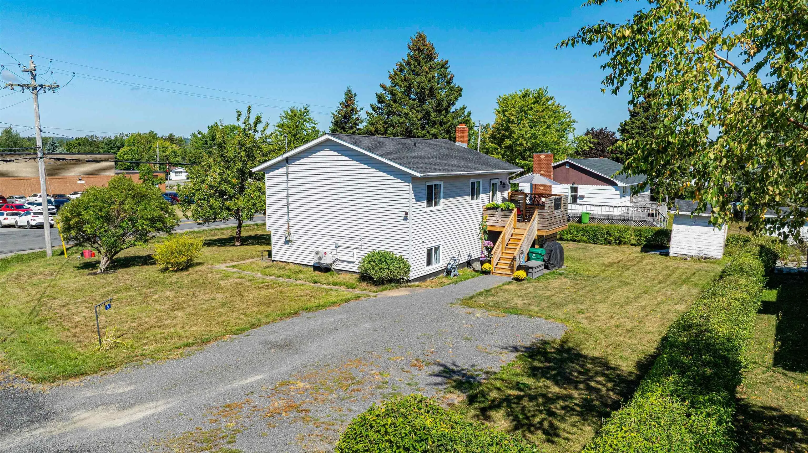 5 Green Lane, Falmouth, NS B0P 1L0, 4 Bedrooms Bedrooms, ,2 BathroomsBathrooms,Residential,For Sale,Green,202522708