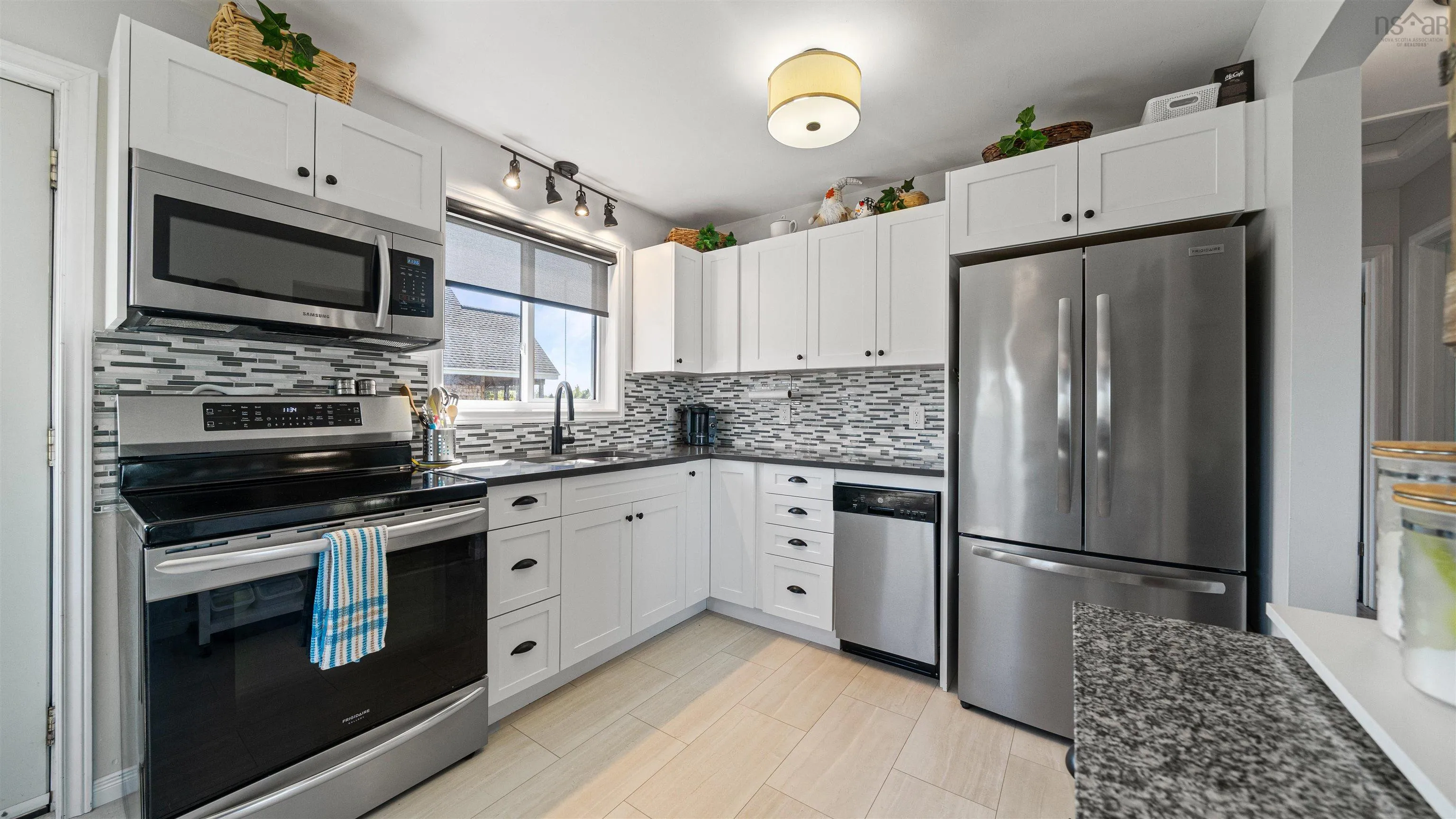5 Green Lane, Falmouth, NS B0P 1L0, 4 Bedrooms Bedrooms, ,2 BathroomsBathrooms,Residential,For Sale,Green,202522708