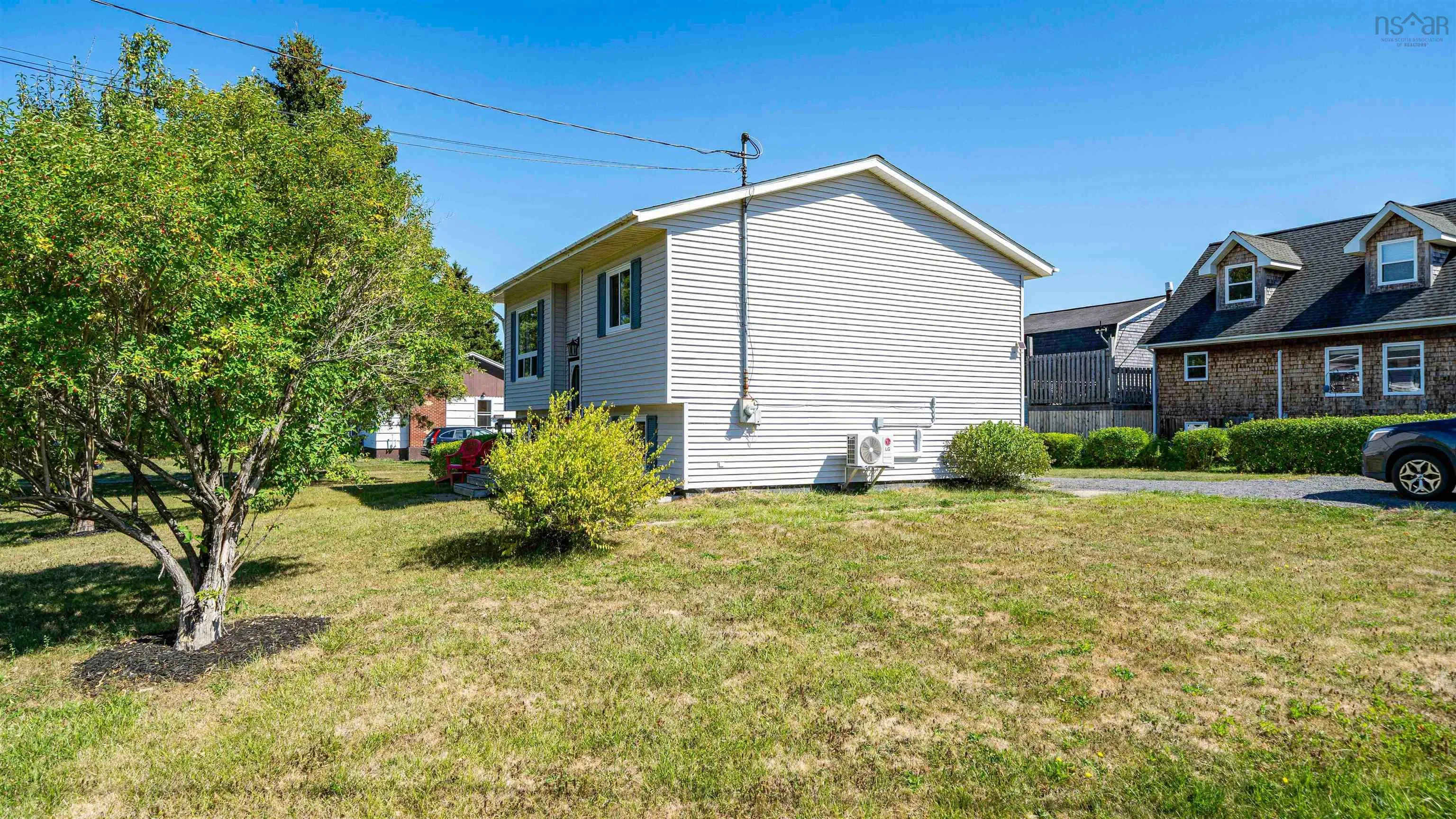 5 Green Lane, Falmouth, NS B0P 1L0, 4 Bedrooms Bedrooms, ,2 BathroomsBathrooms,Residential,For Sale,Green,202522708