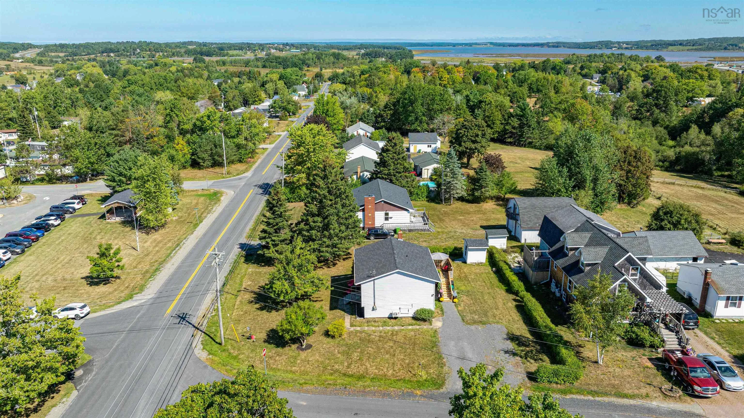 5 Green Lane, Falmouth, NS B0P 1L0, 4 Bedrooms Bedrooms, ,2 BathroomsBathrooms,Residential,For Sale,Green,202522708