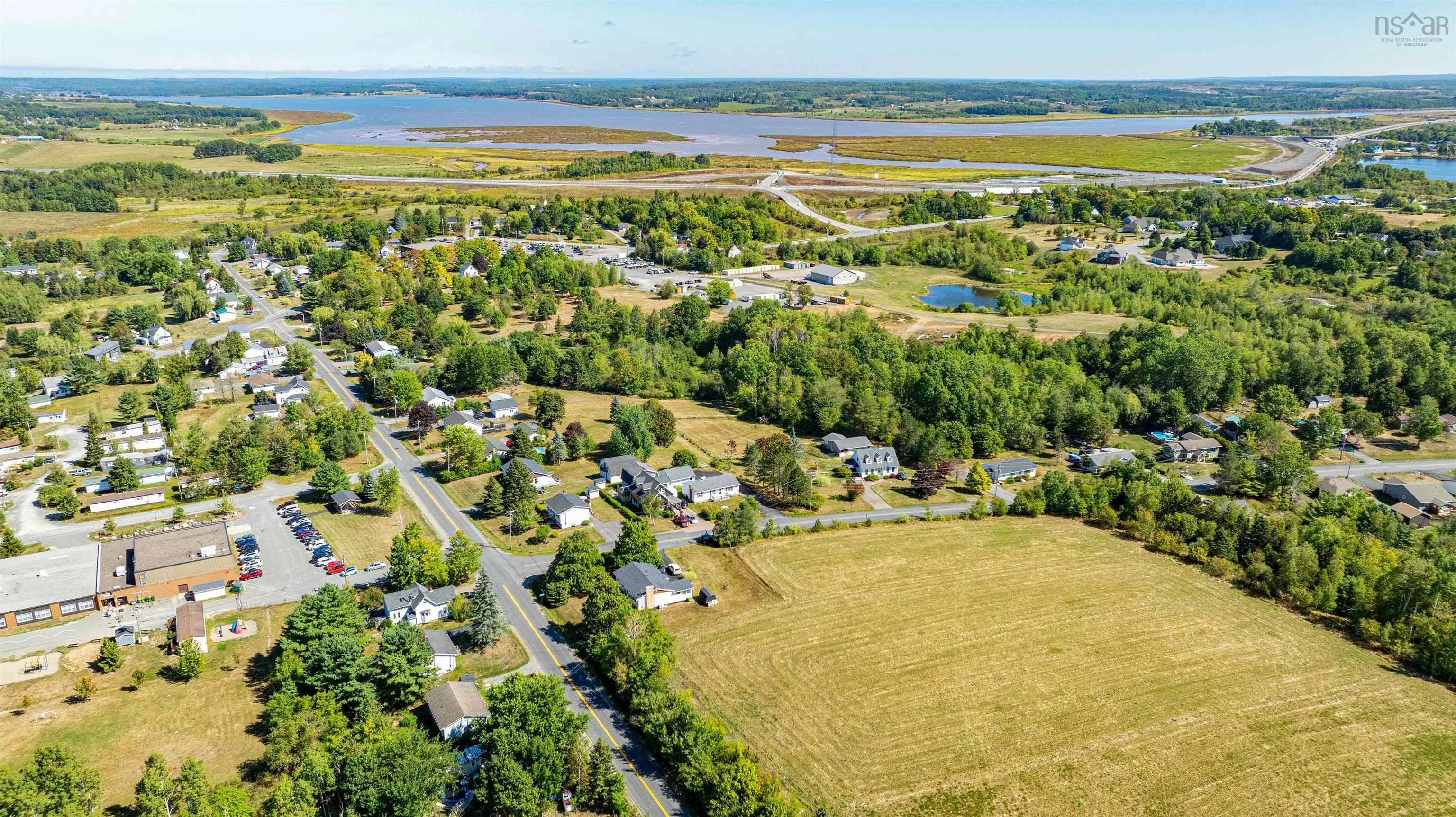 5 Green Lane, Falmouth, NS B0P 1L0, 4 Bedrooms Bedrooms, ,2 BathroomsBathrooms,Residential,For Sale,Green,202522708