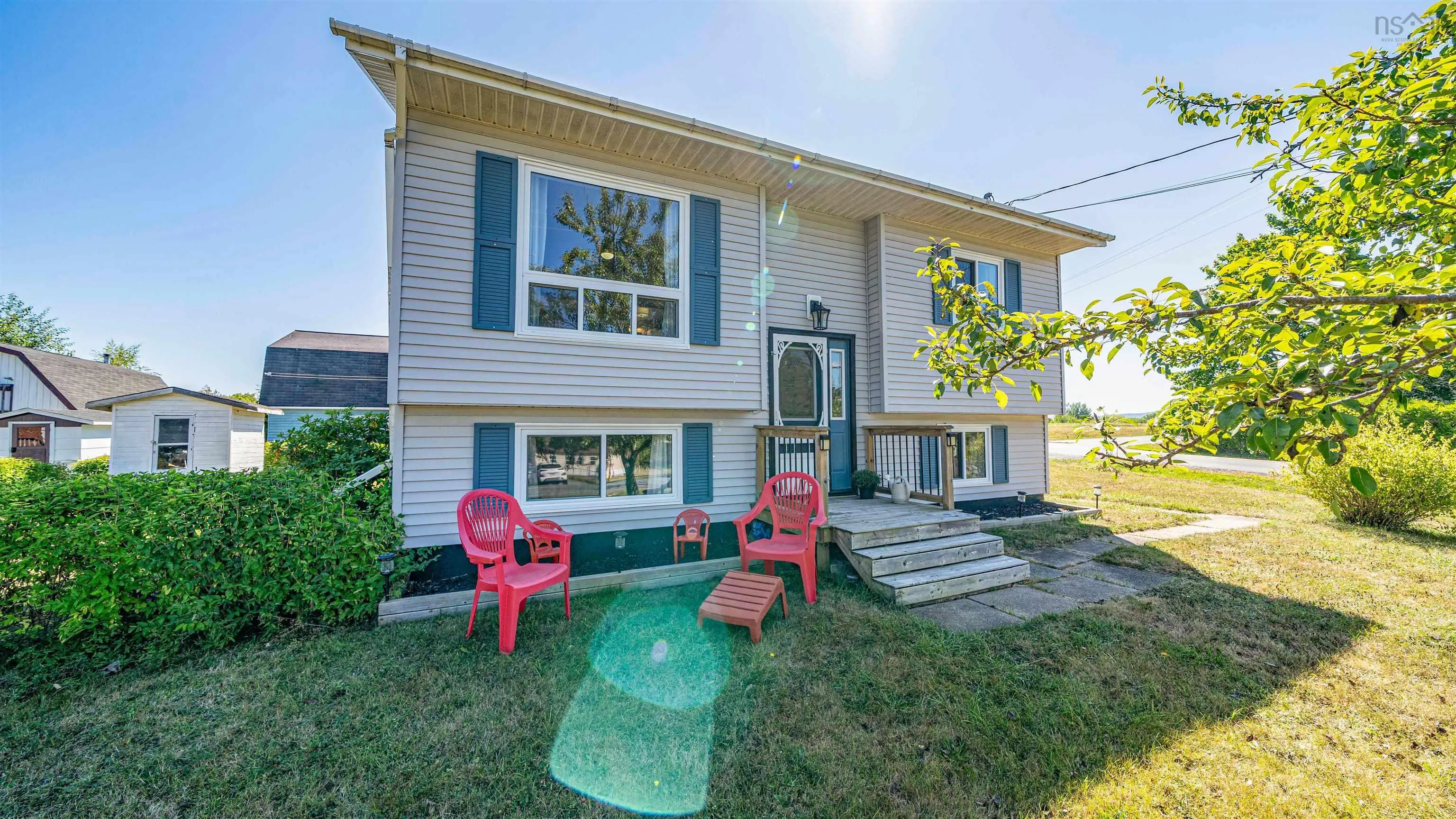 5 Green Lane, Falmouth, NS B0P 1L0, 4 Bedrooms Bedrooms, ,2 BathroomsBathrooms,Residential,For Sale,Green,202522708