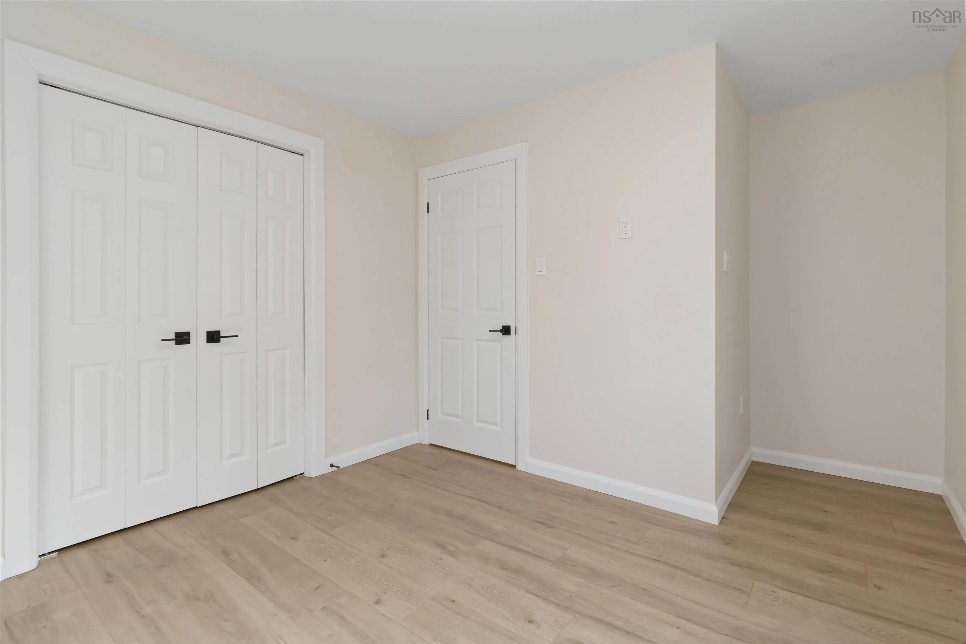 6266 Liverpool Street, Halifax Ns B3l 1x8, 3 Bedrooms Bedrooms, ,2 BathroomsBathrooms,Residential,For Sale,Liverpool,202510254