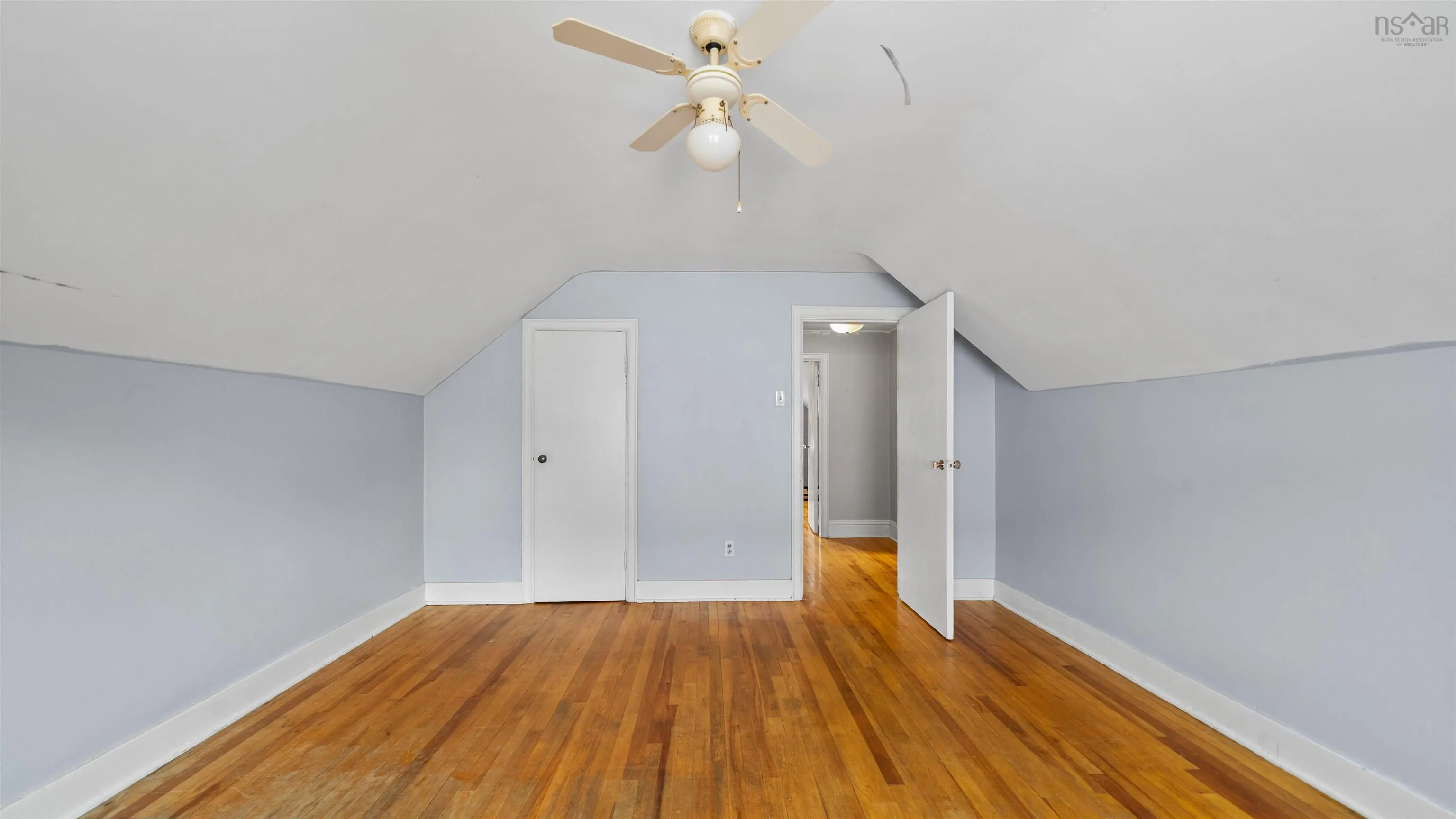 7038 Pearson Drive, Halifax, NS B3L 2K8, 3 Bedrooms Bedrooms, ,3 BathroomsBathrooms,Residential,For Sale,Pearson,202525567