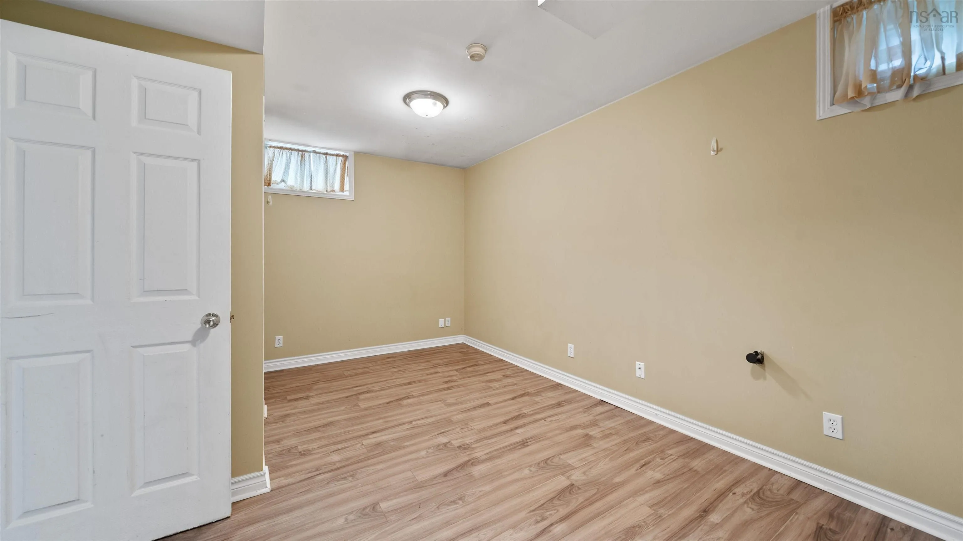7038 Pearson Drive, Halifax, NS B3L 2K8, 3 Bedrooms Bedrooms, ,3 BathroomsBathrooms,Residential,For Sale,Pearson,202525567