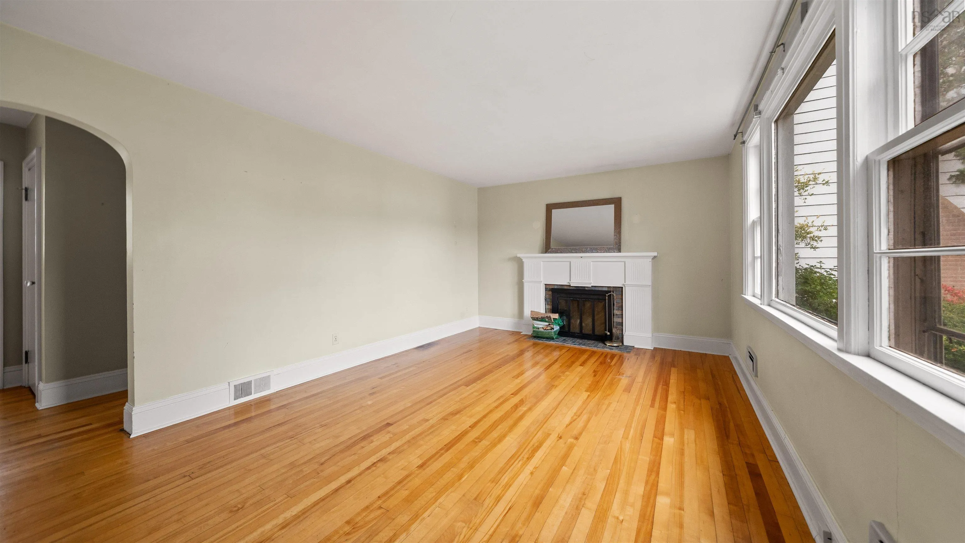 7038 Pearson Drive, Halifax, NS B3L 2K8, 3 Bedrooms Bedrooms, ,3 BathroomsBathrooms,Residential,For Sale,Pearson,202525567