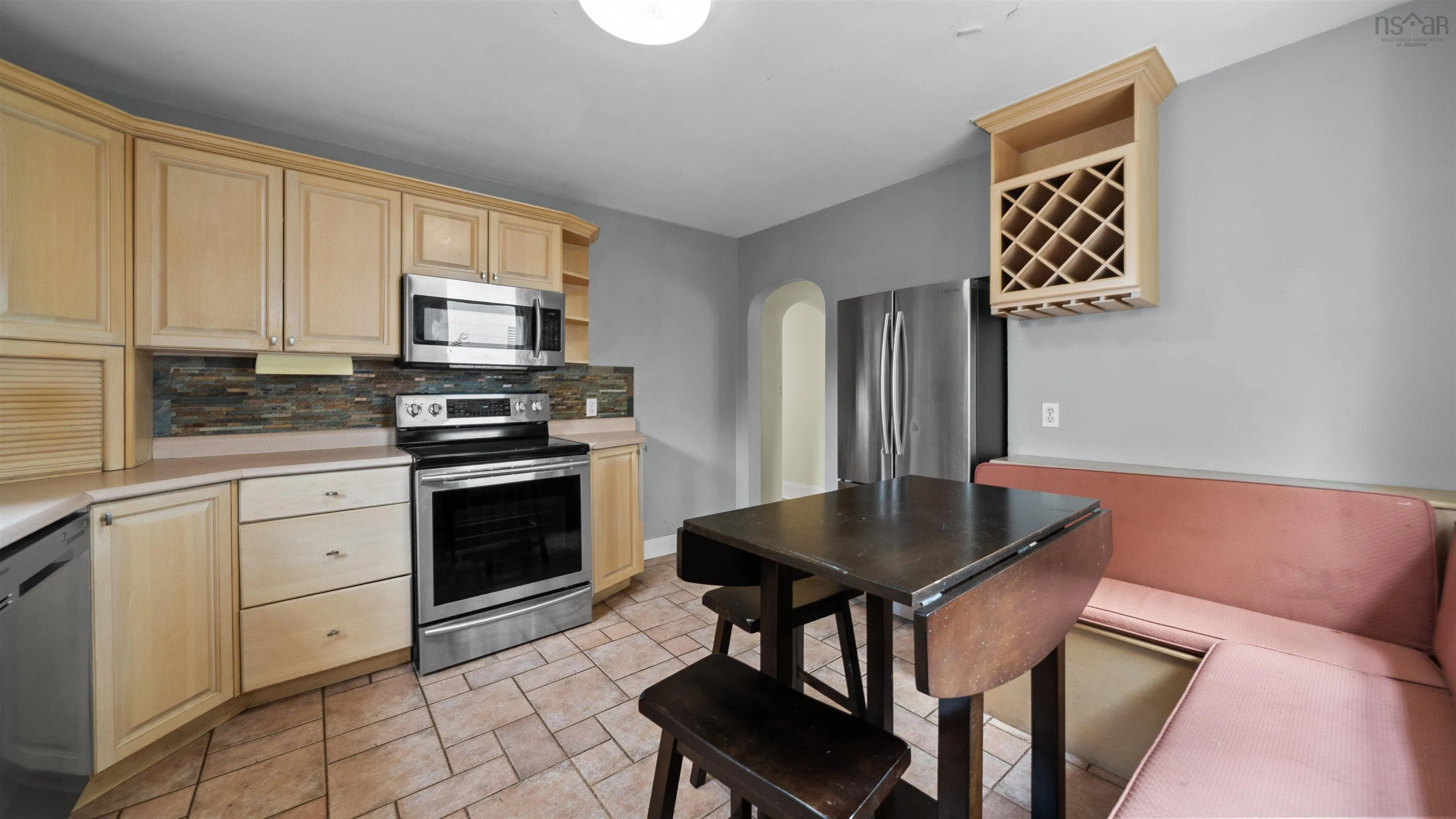 7038 Pearson Drive, Halifax, NS B3L 2K8, 3 Bedrooms Bedrooms, ,3 BathroomsBathrooms,Residential,For Sale,Pearson,202525567