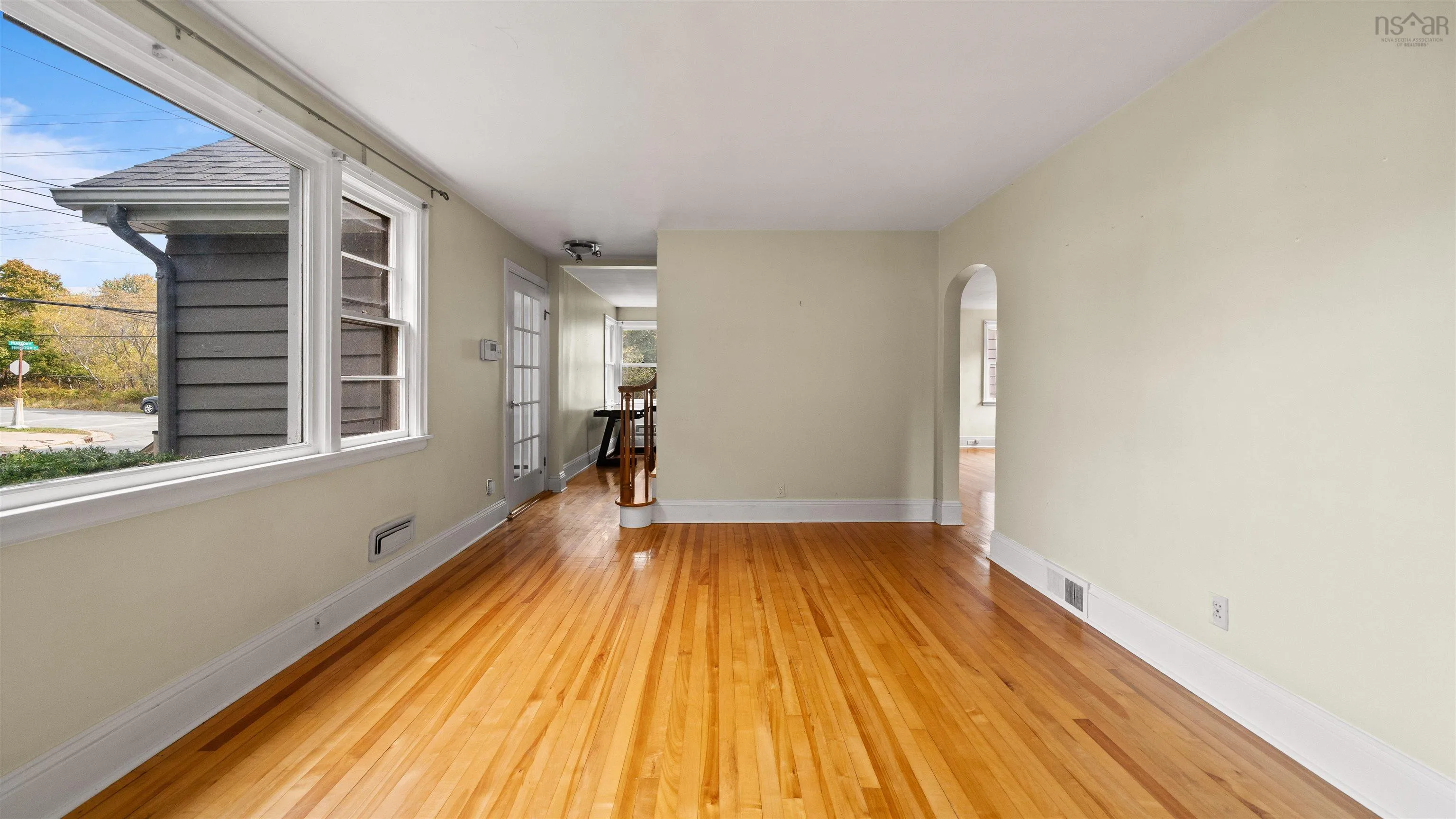 7038 Pearson Drive, Halifax, NS B3L 2K8, 3 Bedrooms Bedrooms, ,3 BathroomsBathrooms,Residential,For Sale,Pearson,202525567