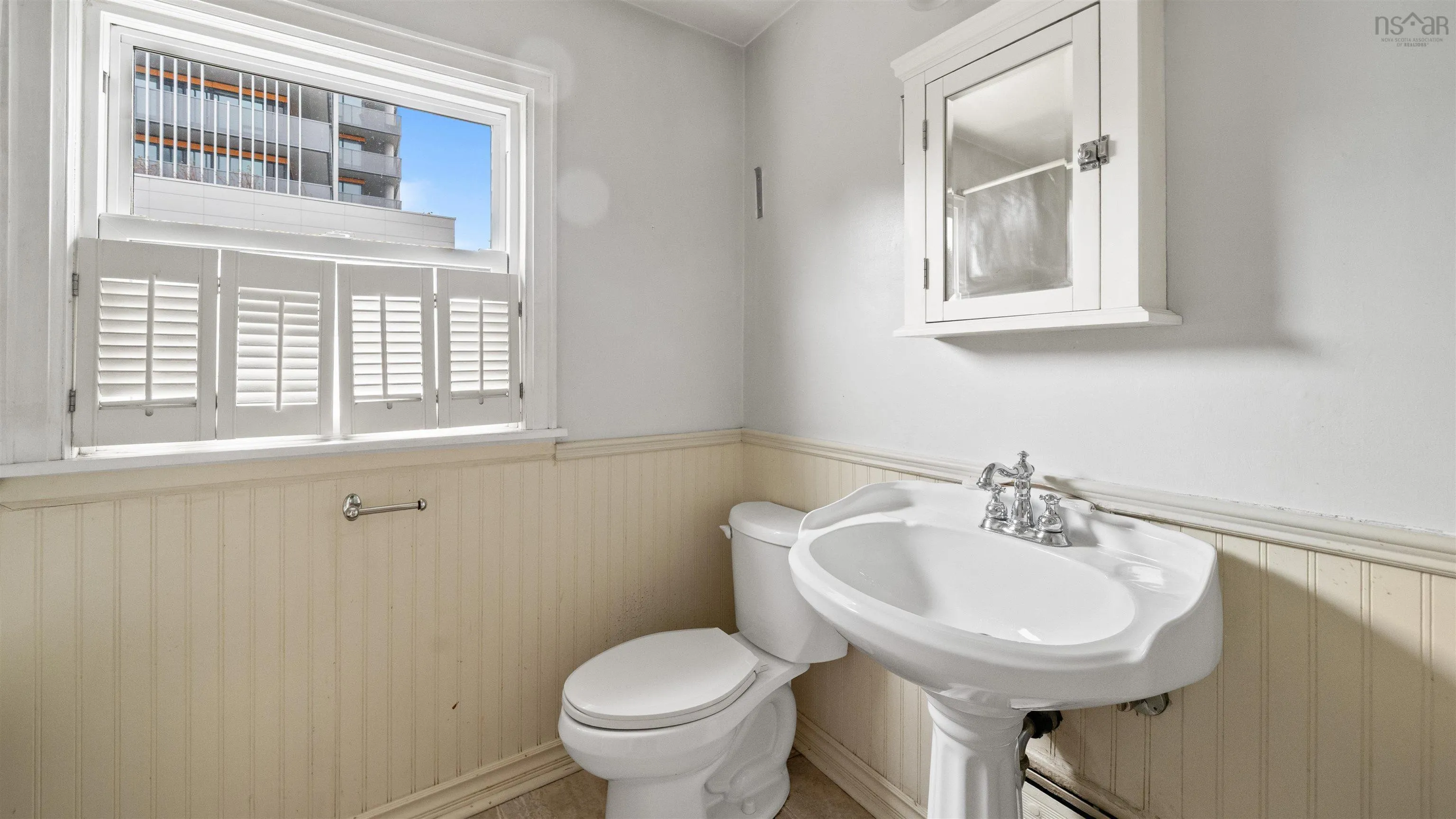 7038 Pearson Drive, Halifax, NS B3L 2K8, 3 Bedrooms Bedrooms, ,3 BathroomsBathrooms,Residential,For Sale,Pearson,202525567