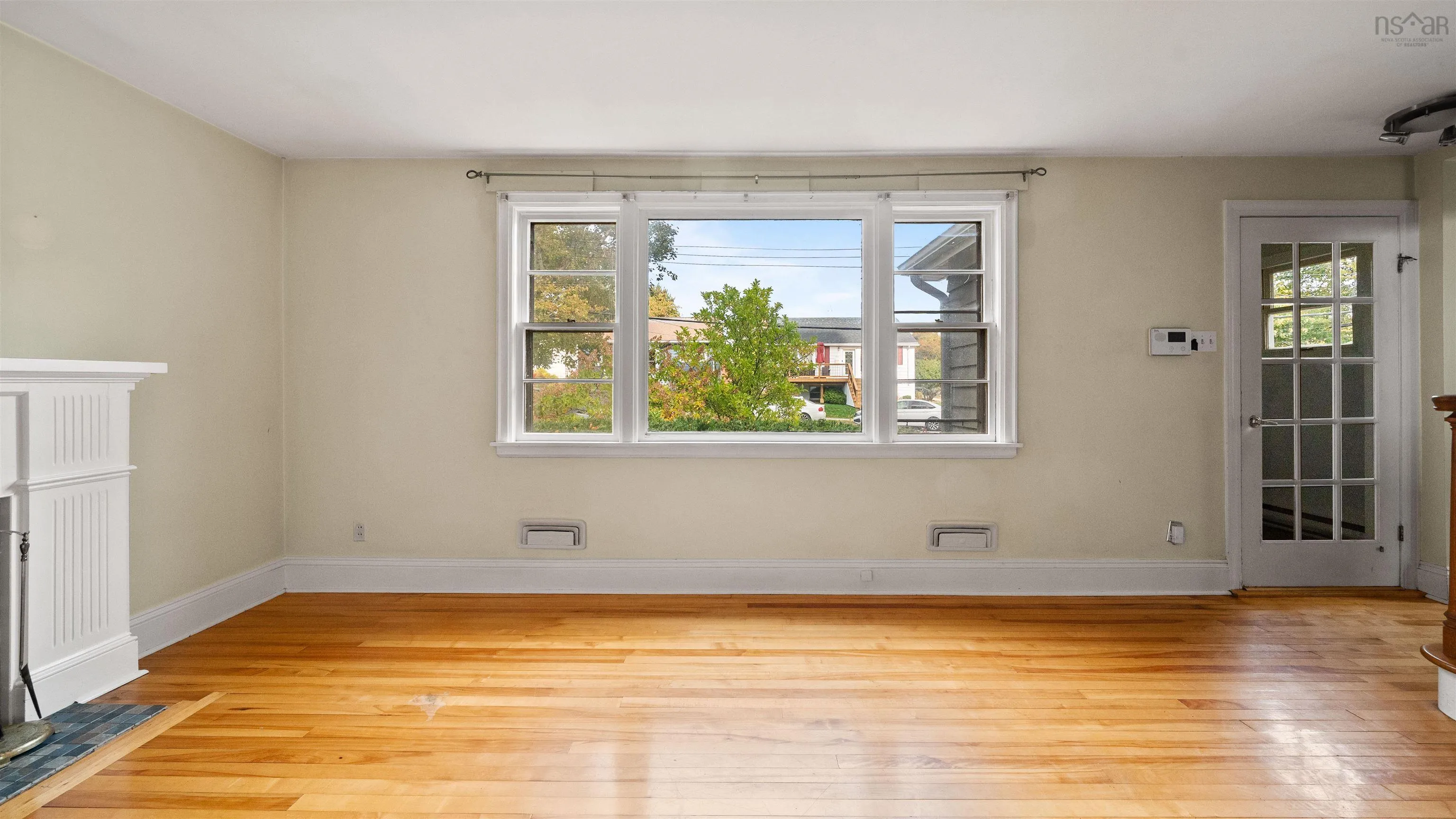 7038 Pearson Drive, Halifax, NS B3L 2K8, 3 Bedrooms Bedrooms, ,3 BathroomsBathrooms,Residential,For Sale,Pearson,202525567