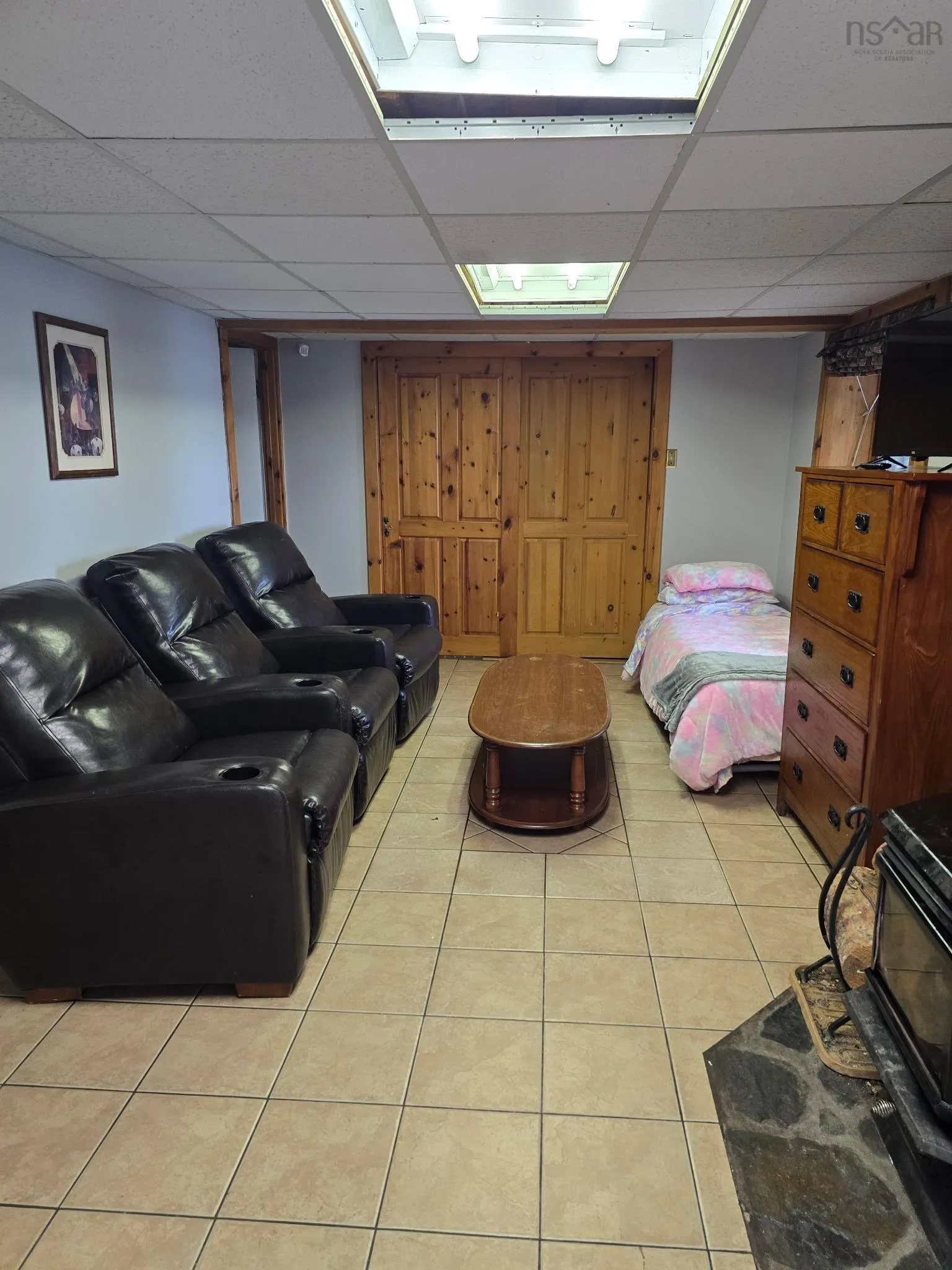 253 Perry Road, Carleton Ns B5a 5r2, 2 Bedrooms Bedrooms, ,2 BathroomsBathrooms,Residential,For Sale,Perry,202504192