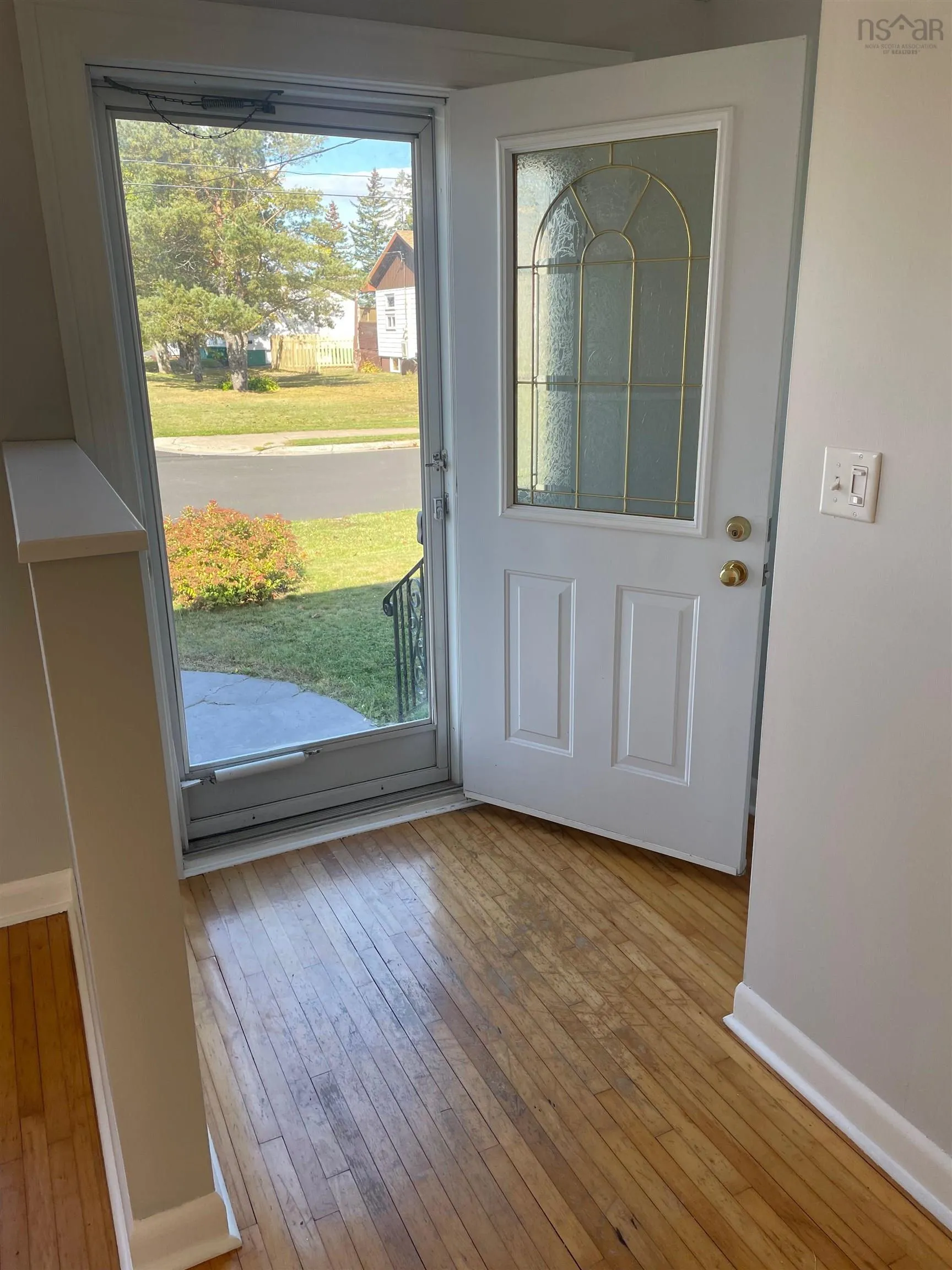 424 Birch Hill Drive, Sydney, NS B1P 3V9, 2 Bedrooms Bedrooms, ,1 BathroomBathrooms,Residential,For Sale,Birch Hill Drive,202525661