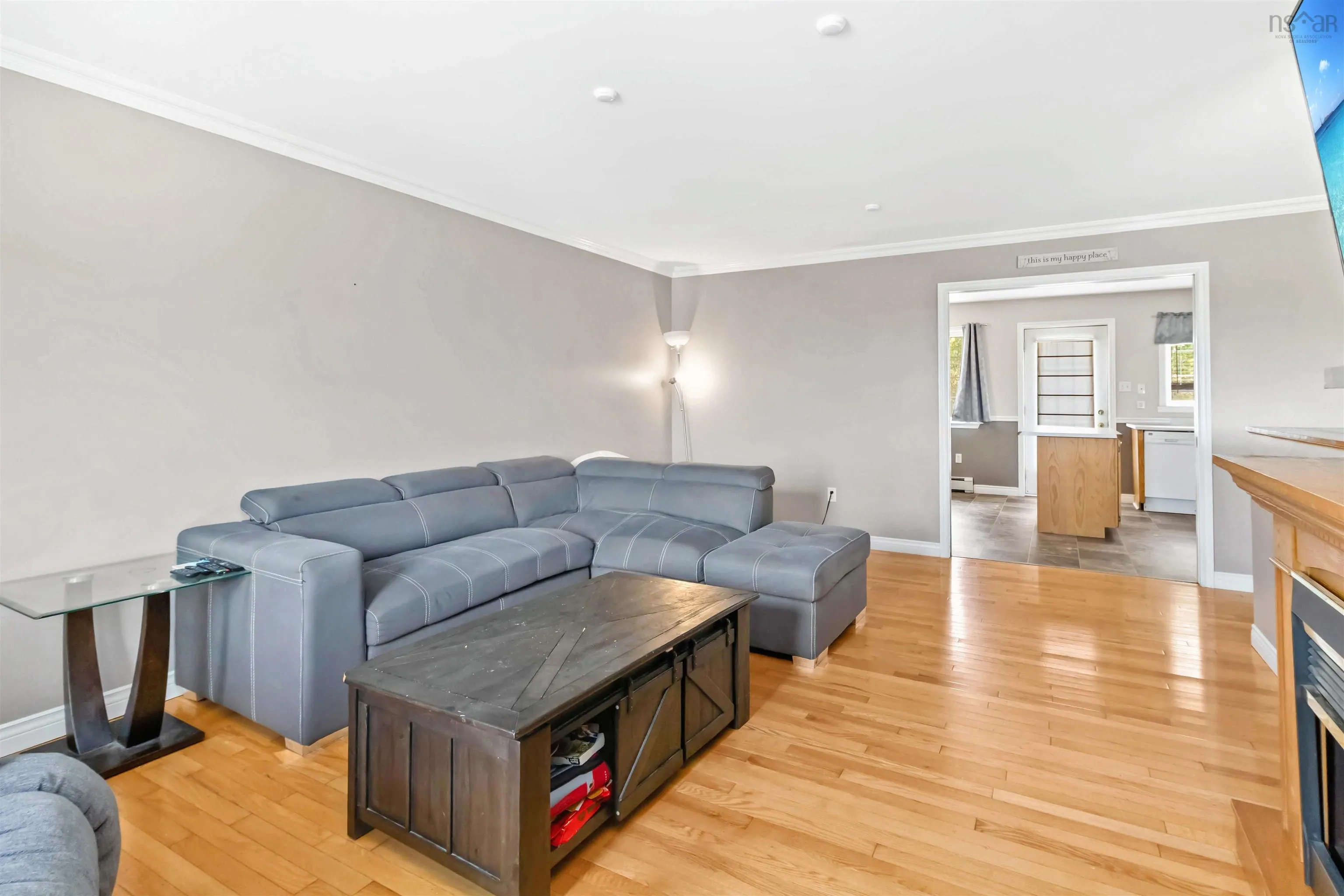 13 First Avenue, Upper Sackville, NS B4E 3B5, 3 Bedrooms Bedrooms, ,2 BathroomsBathrooms,Residential,For Sale,First,202521509