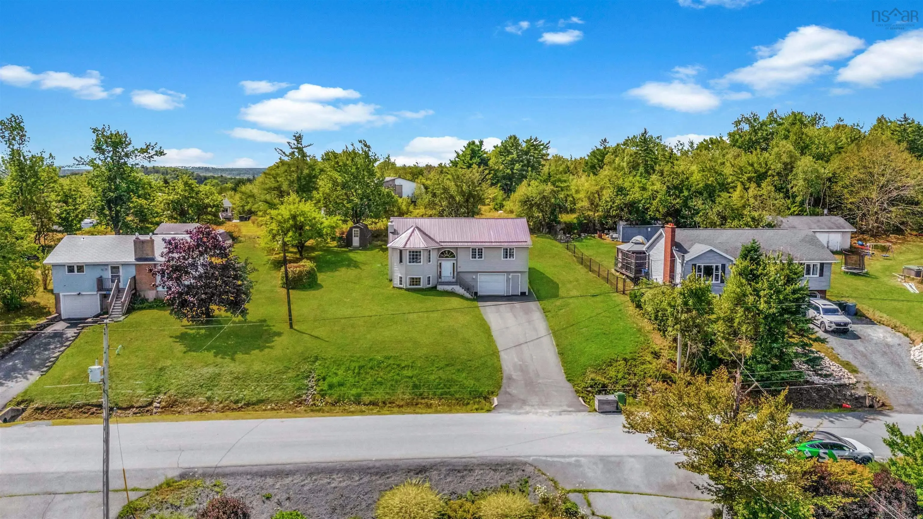 13 First Avenue, Upper Sackville, NS B4E 3B5, 3 Bedrooms Bedrooms, ,2 BathroomsBathrooms,Residential,For Sale,First,202521509